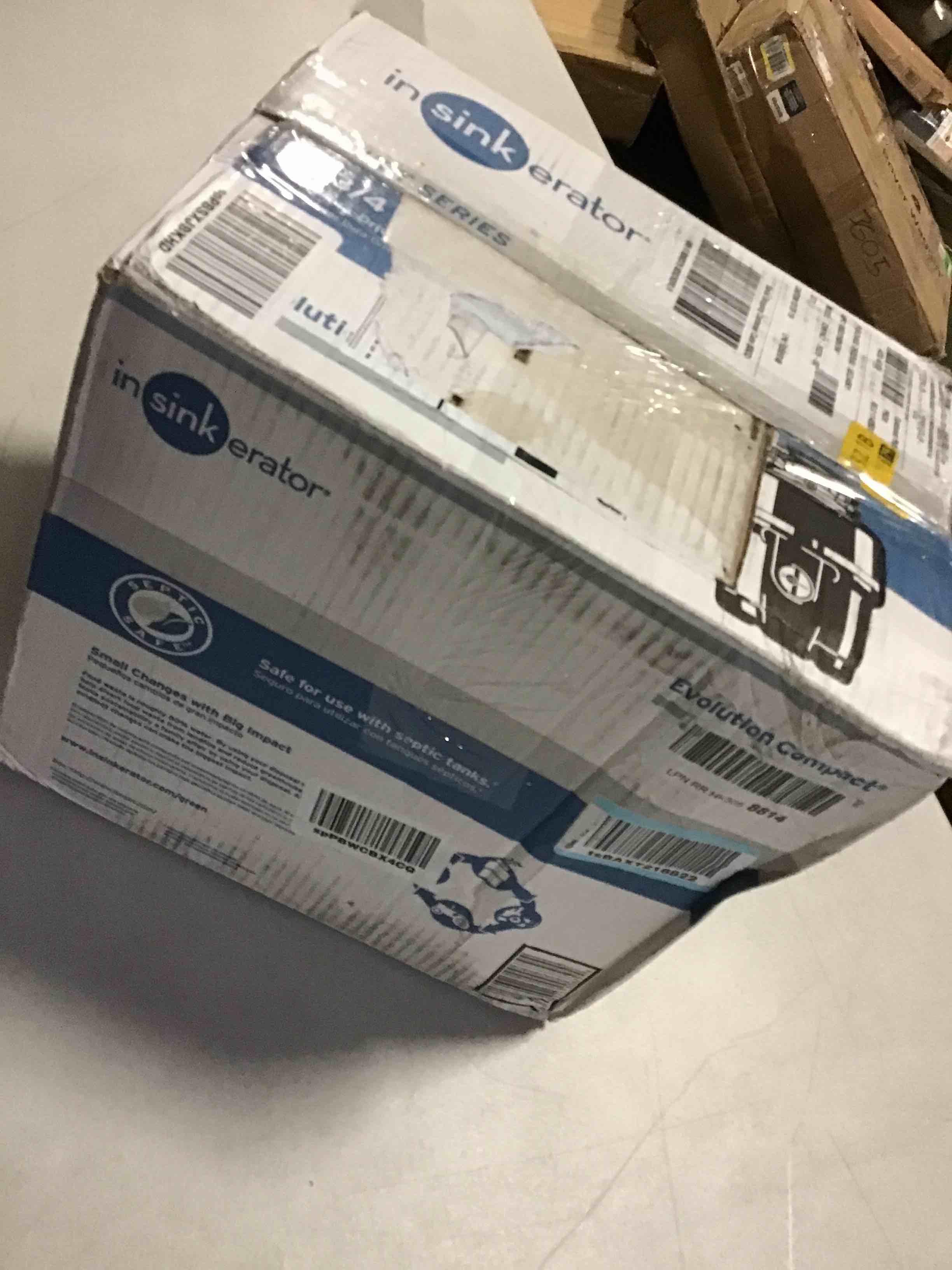 https://s3.amazonaws.com/lotting-images-prod/bidfta/GRN5468733_1700577797575.jpeg