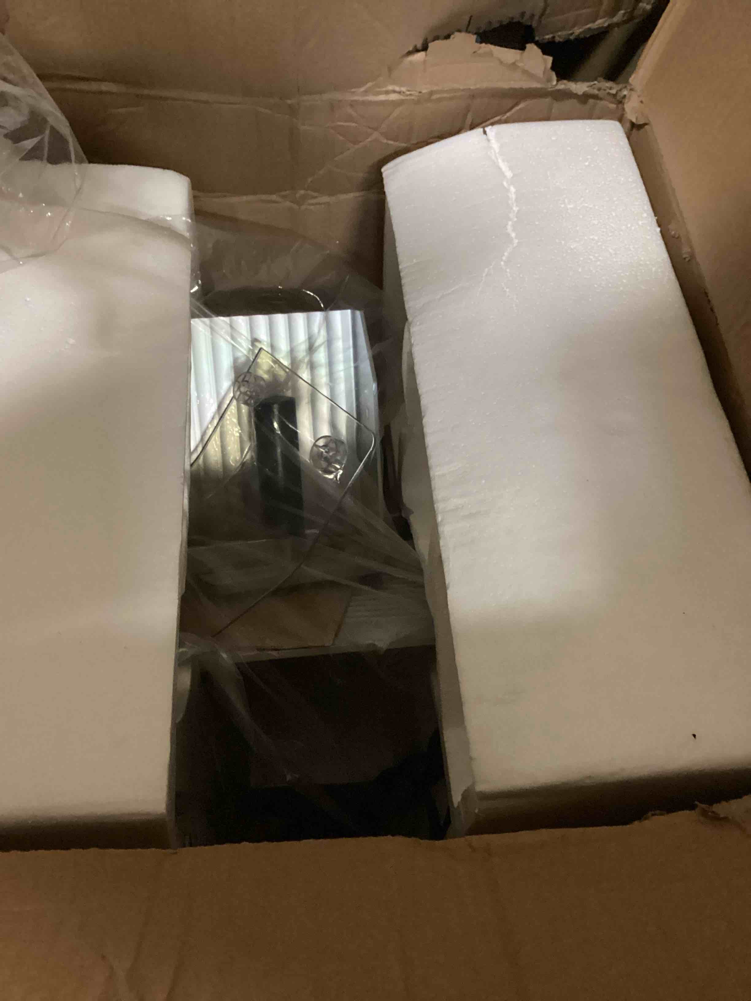 https://s3.amazonaws.com/lotting-images-prod/bidfta/GRN5469859_1700852466863.jpeg