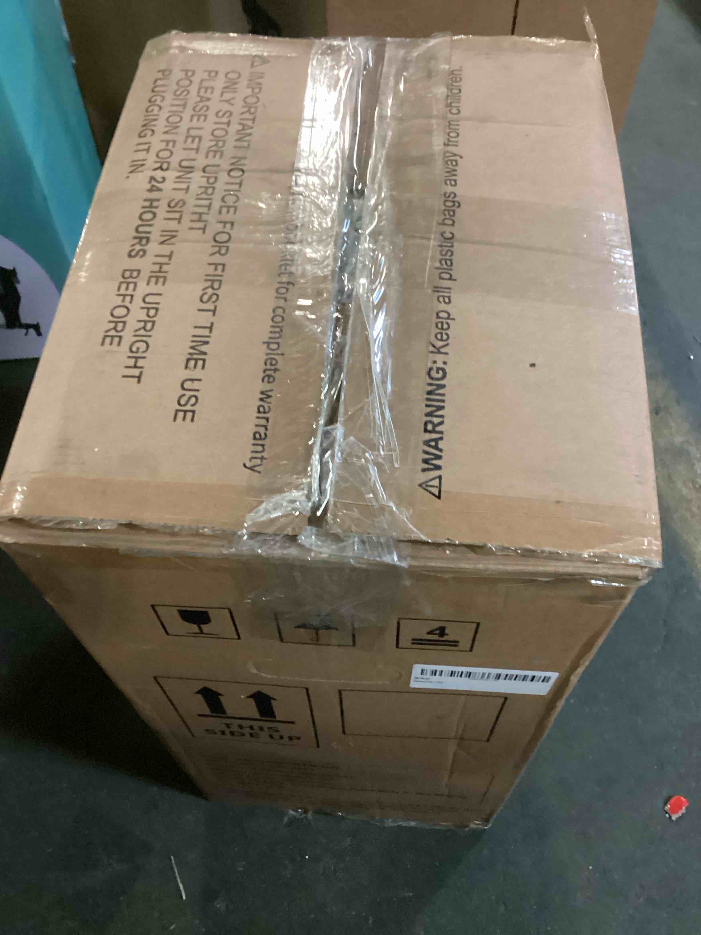 https://s3.amazonaws.com/lotting-images-prod/bidfta/GRN5470749_1701440527352.jpeg