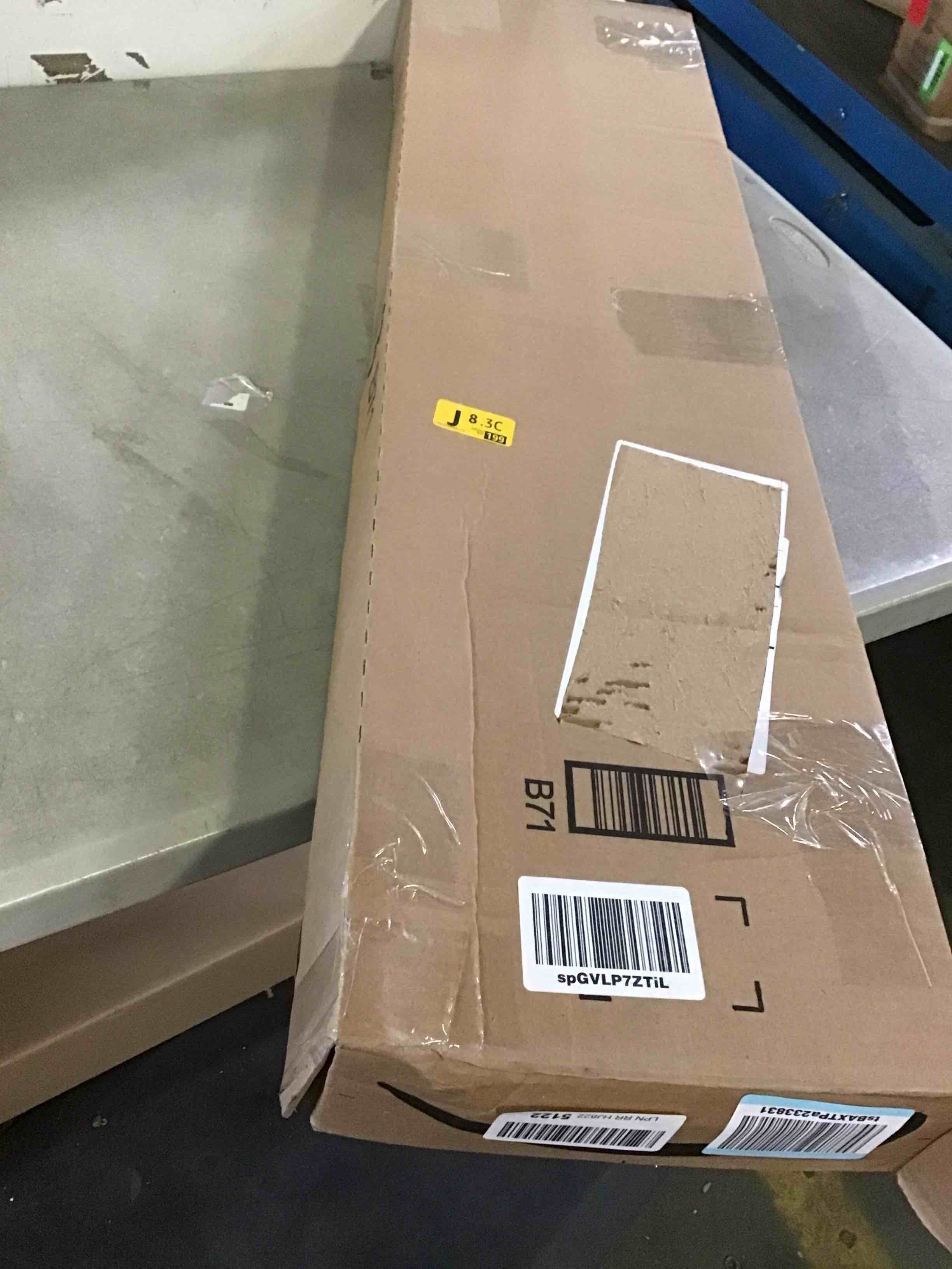 https://s3.amazonaws.com/lotting-images-prod/bidfta/GRN5471864_1701274594711.jpeg