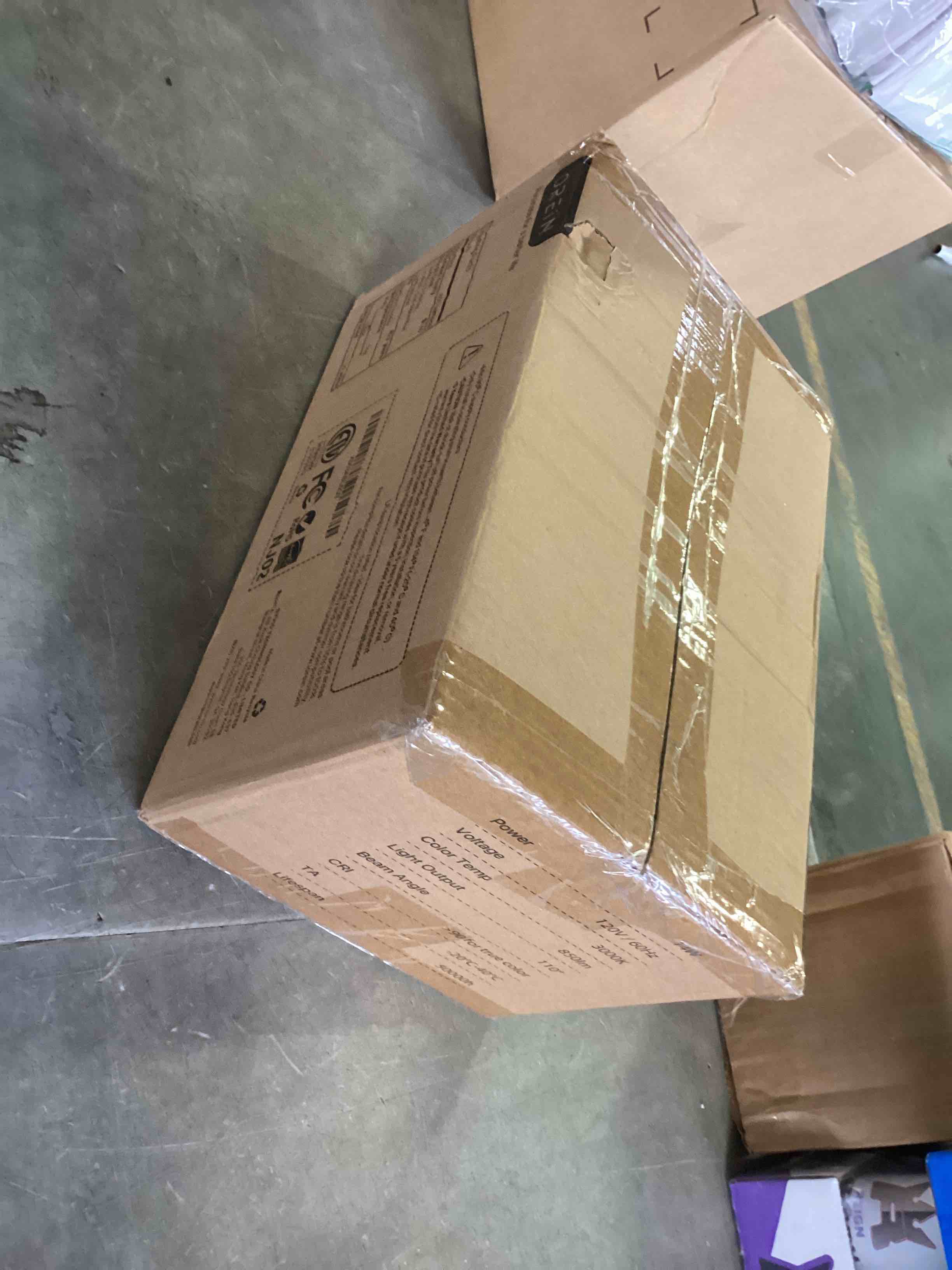 https://s3.amazonaws.com/lotting-images-prod/bidfta/GRN5473567_1701886250458.jpeg