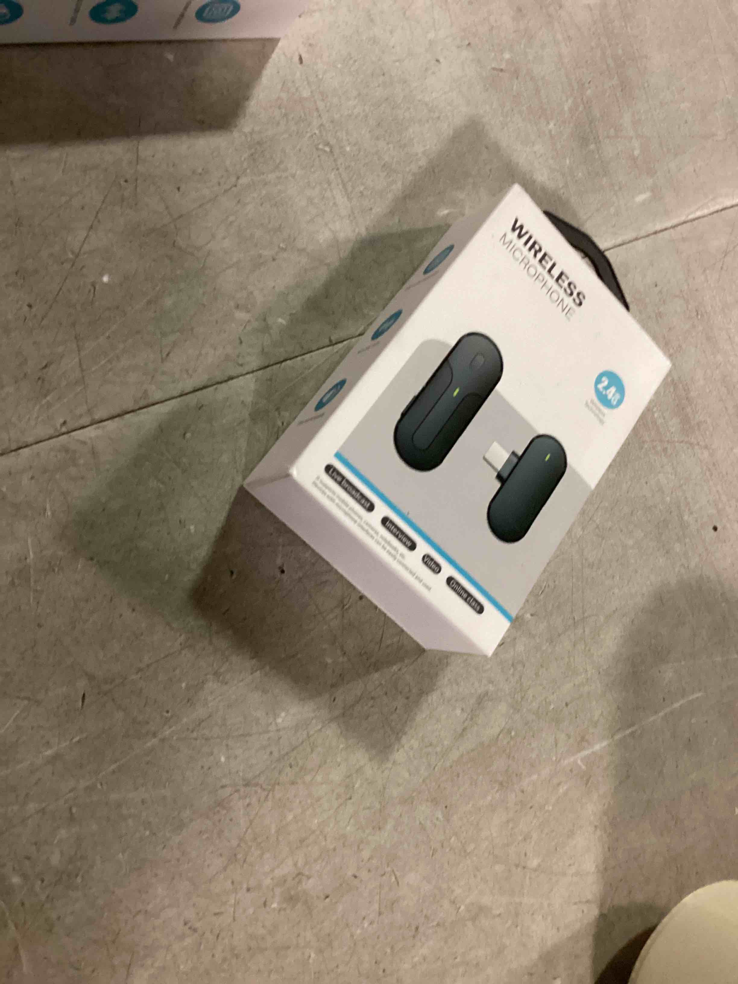 https://s3.amazonaws.com/lotting-images-prod/bidfta/GRN5473675_1701952170671.jpeg
