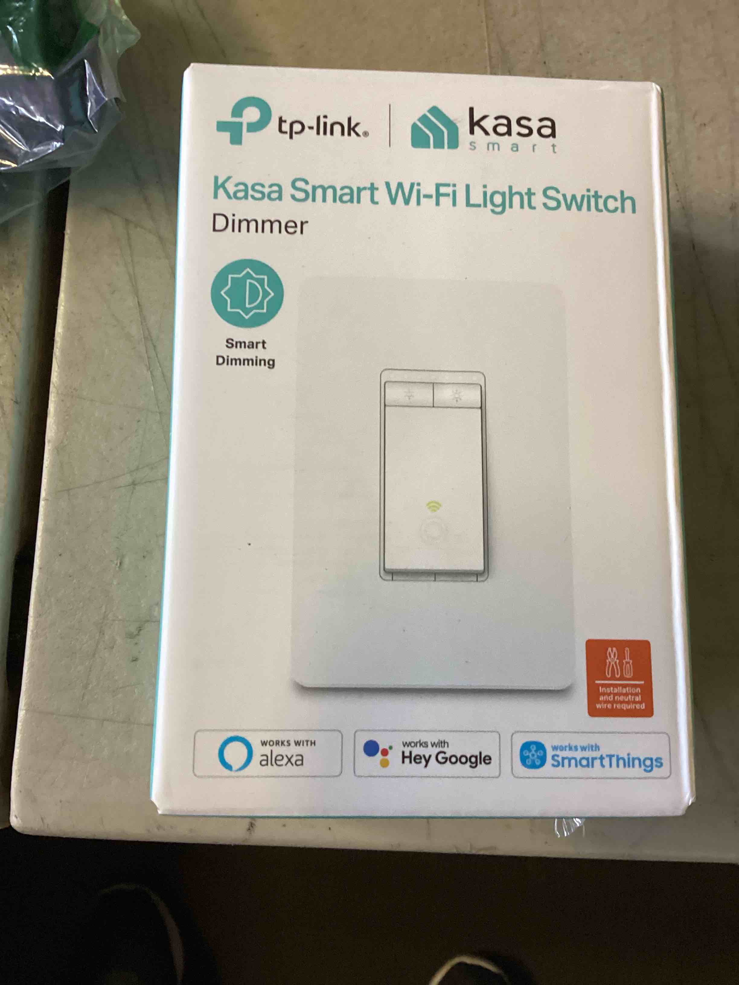 https://s3.amazonaws.com/lotting-images-prod/bidfta/GRN5474029_1700156459603.jpeg