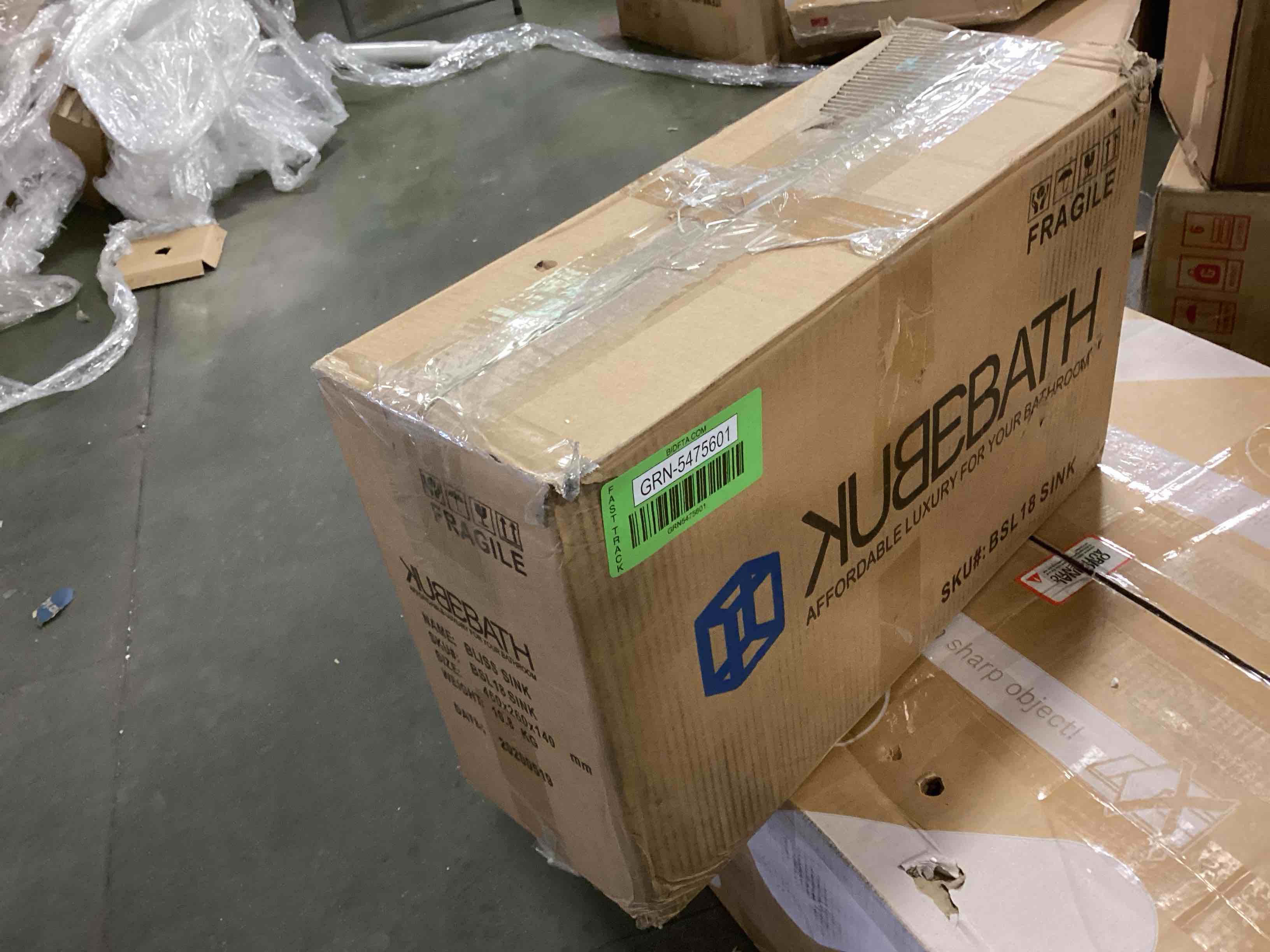 https://s3.amazonaws.com/lotting-images-prod/bidfta/GRN5475601_1704474540782.jpeg