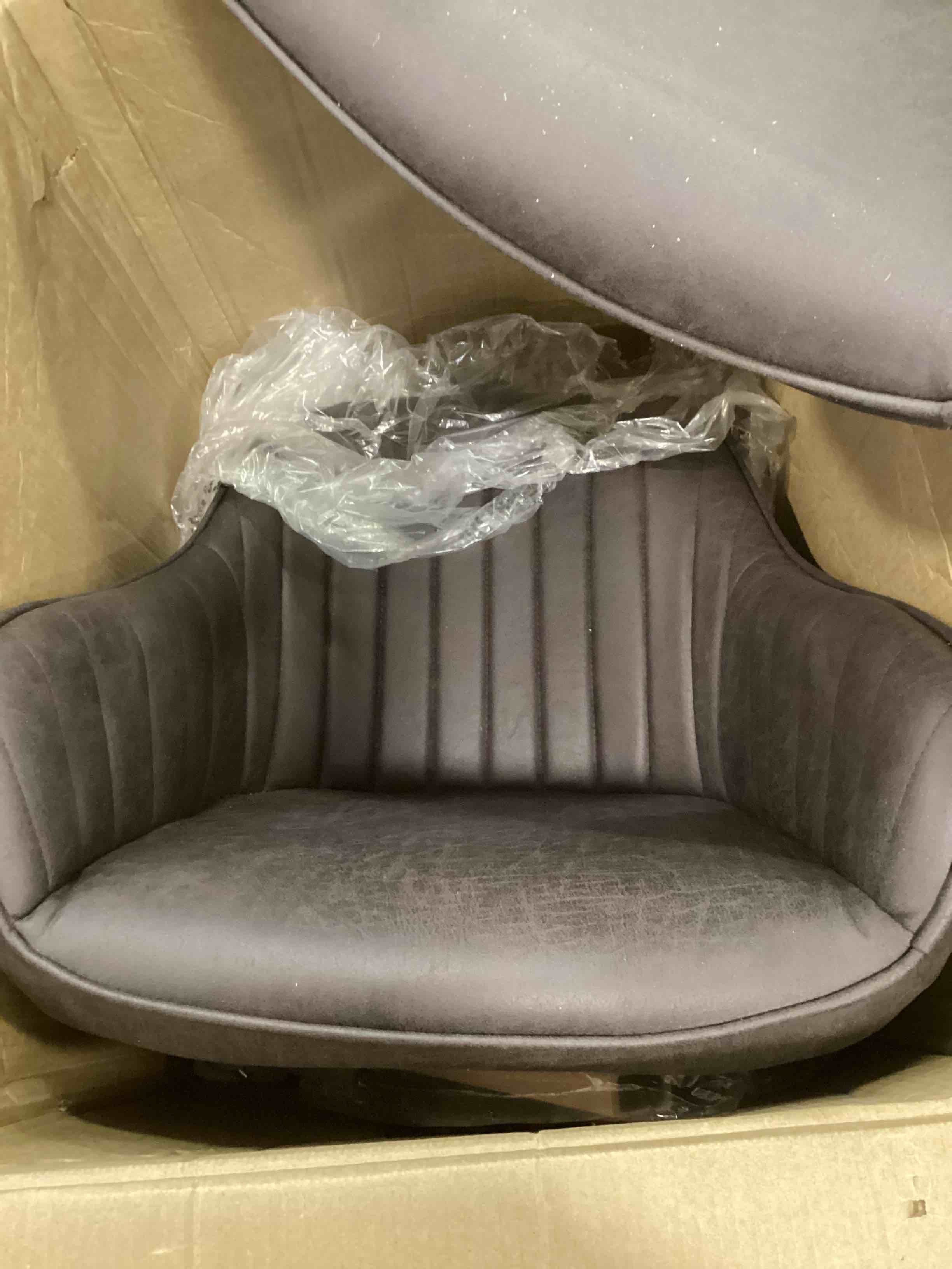 Barrel Chairs 
