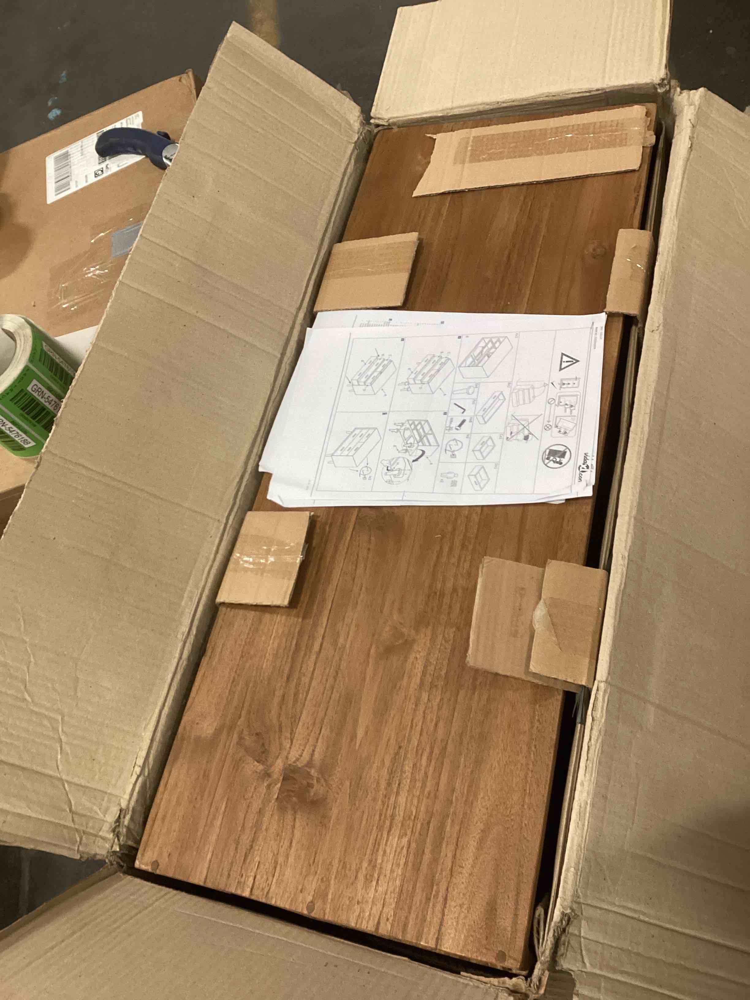https://s3.amazonaws.com/lotting-images-prod/bidfta/GRN5476184_1705517882023.jpeg