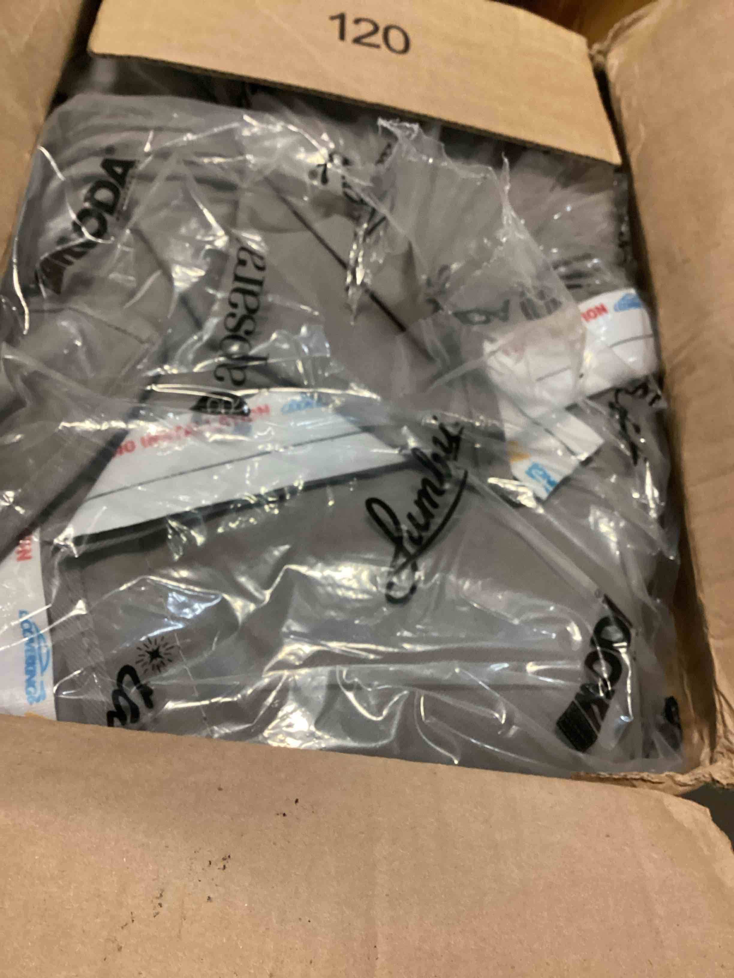https://s3.amazonaws.com/lotting-images-prod/bidfta/GRN5477363_1701956462824.jpeg