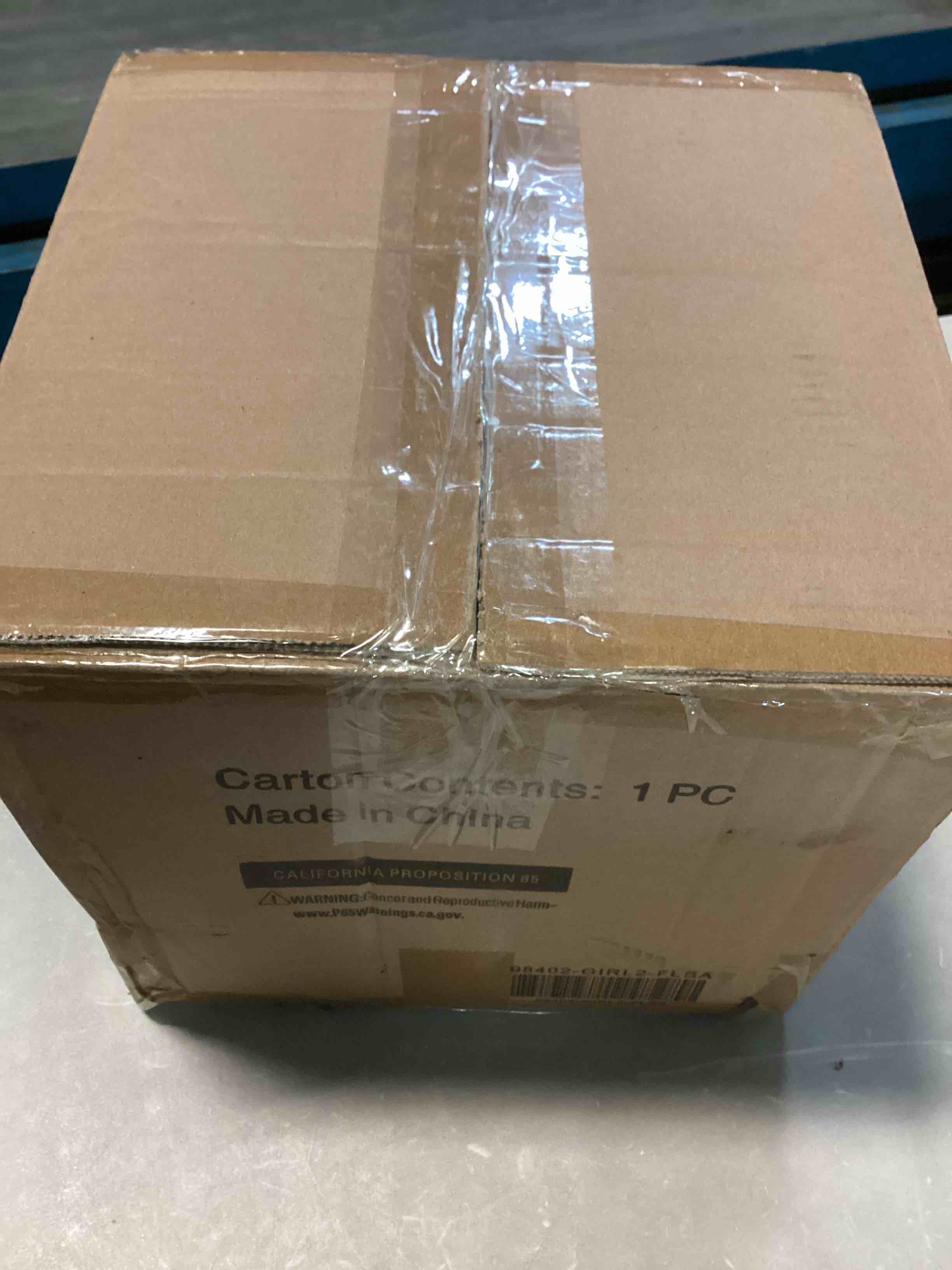 https://s3.amazonaws.com/lotting-images-prod/bidfta/GRN5477374_1701957435240.jpeg
