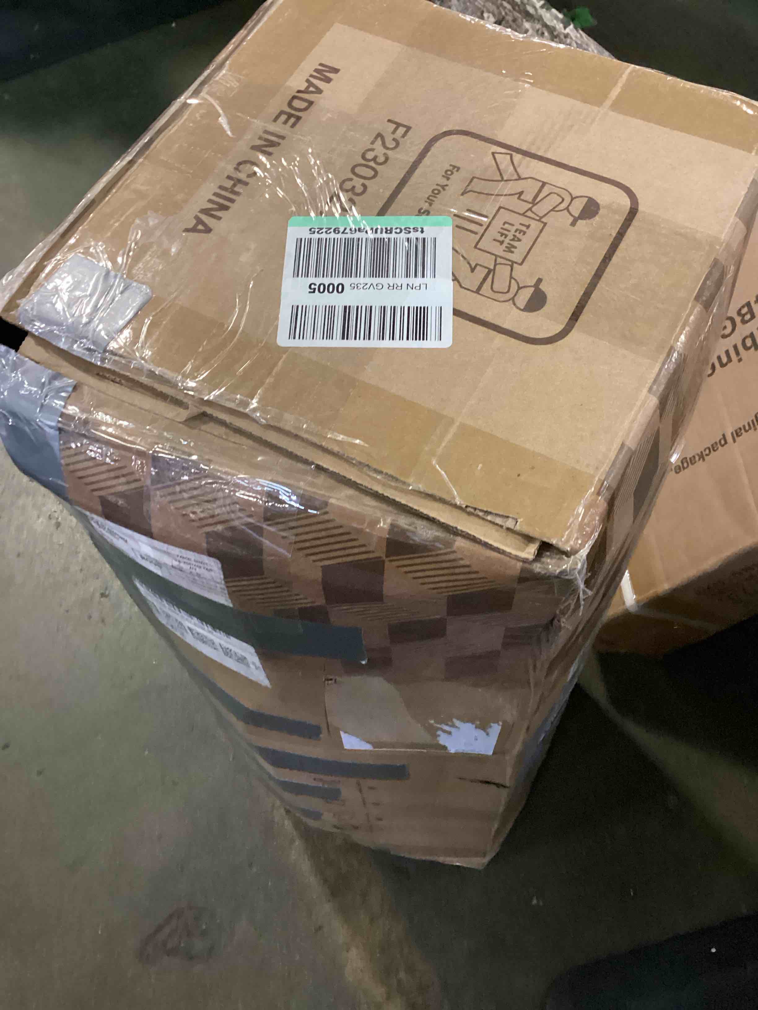 https://s3.amazonaws.com/lotting-images-prod/bidfta/GRN5478063_1702395935927.jpeg