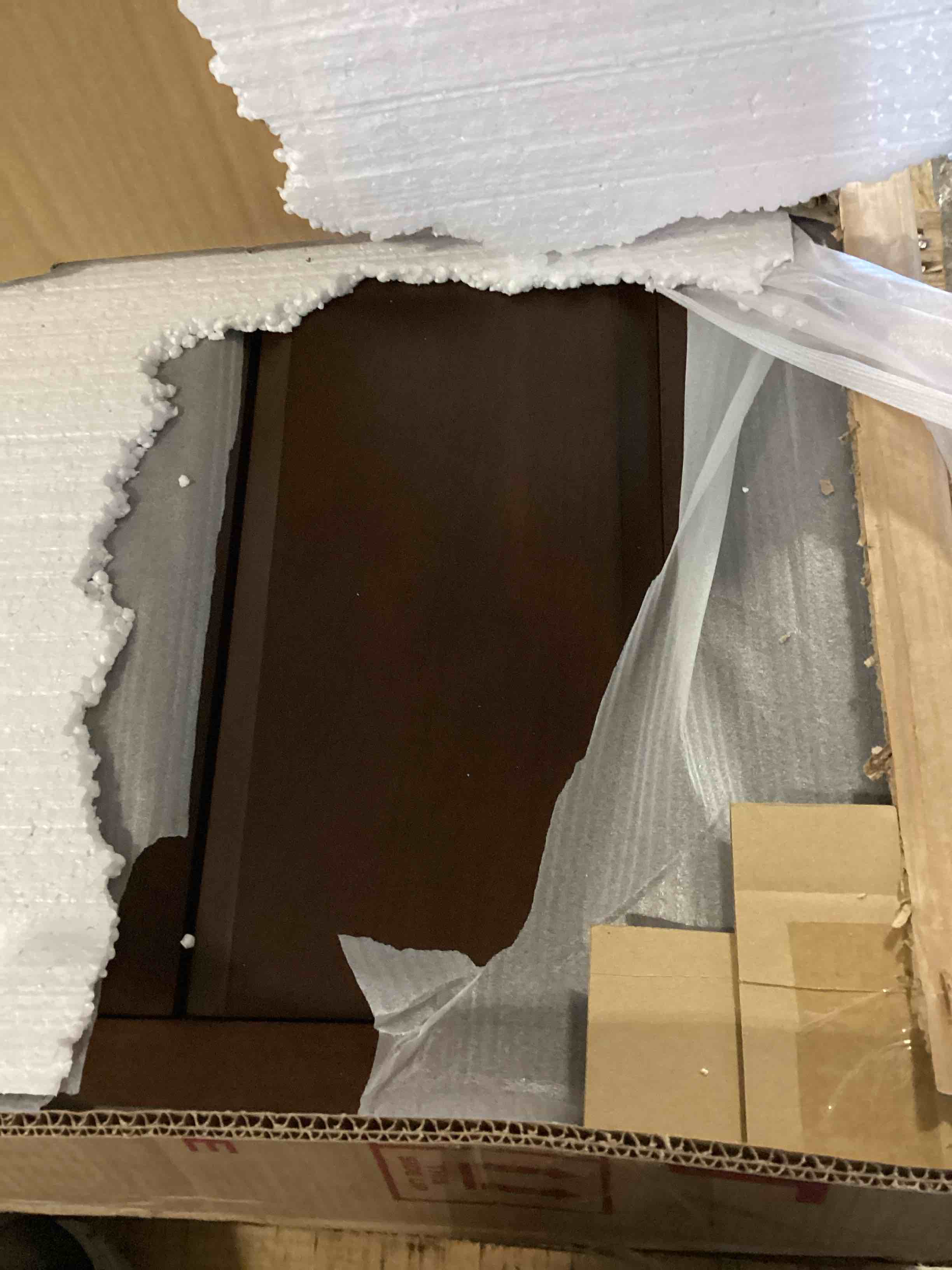 https://s3.amazonaws.com/lotting-images-prod/bidfta/GRN5478141_1702408464004.jpeg