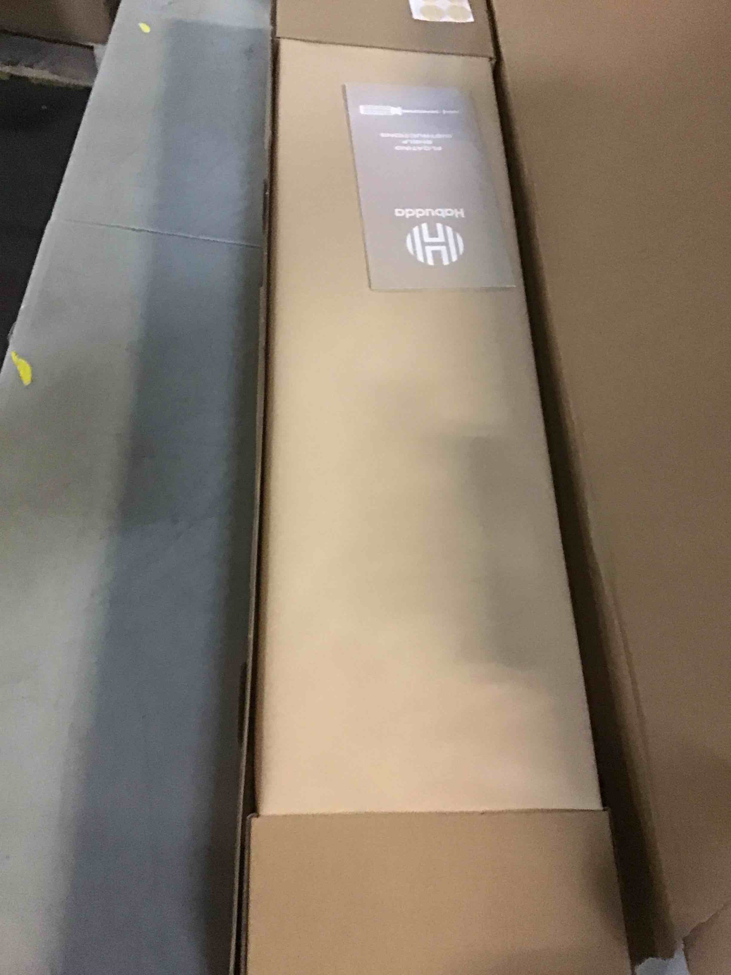 https://s3.amazonaws.com/lotting-images-prod/bidfta/GRN5479914_1701177673169.jpeg