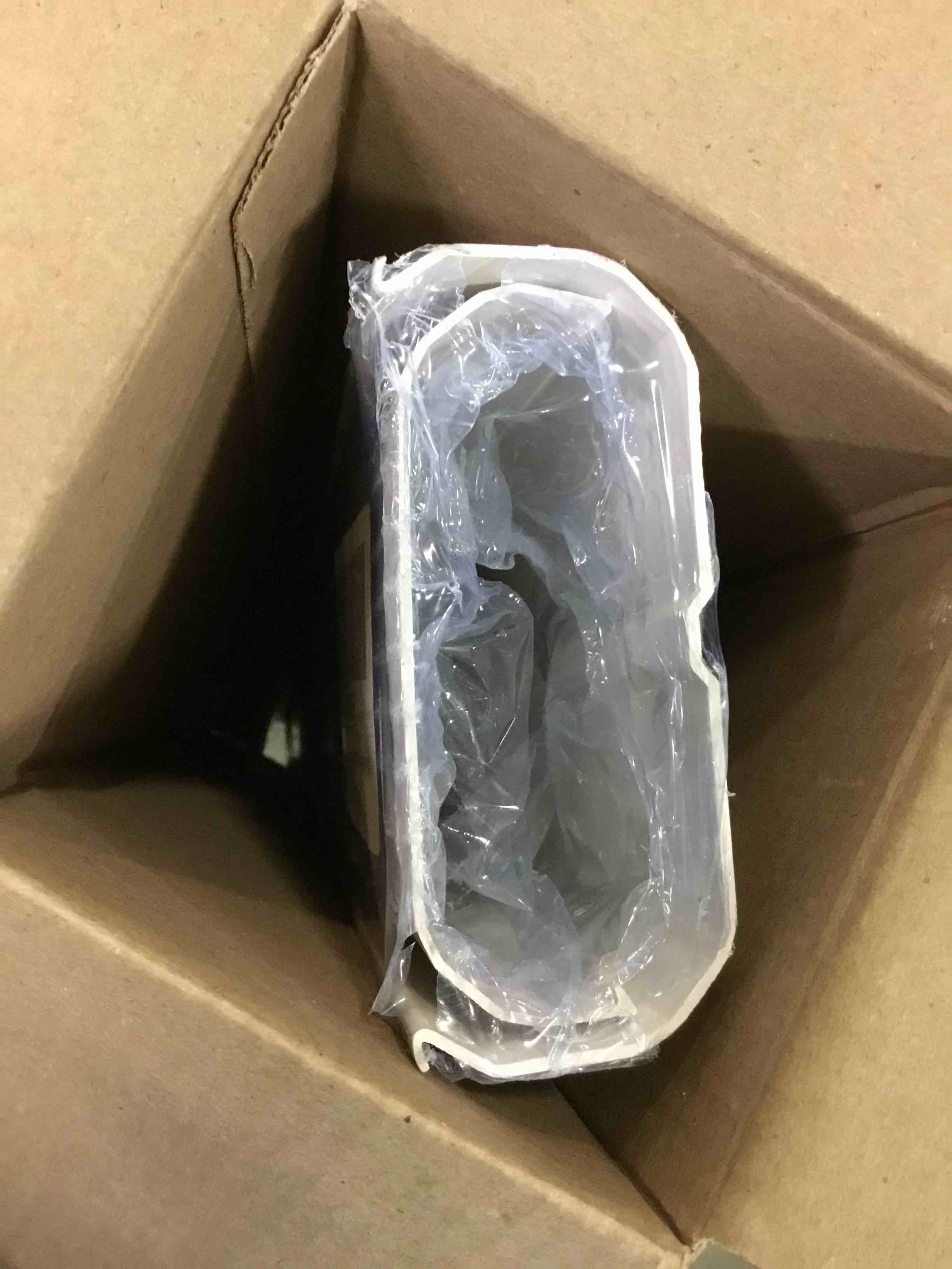 https://s3.amazonaws.com/lotting-images-prod/bidfta/GRN5483090_1699019818526.jpeg