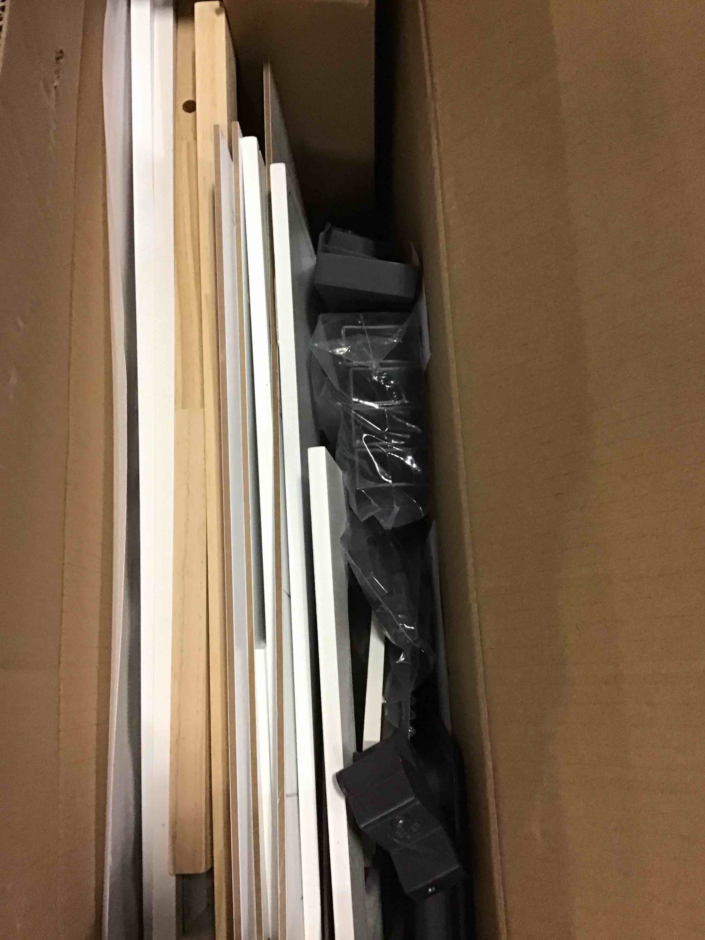 https://s3.amazonaws.com/lotting-images-prod/bidfta/GRN5485570_1699544969986.jpeg