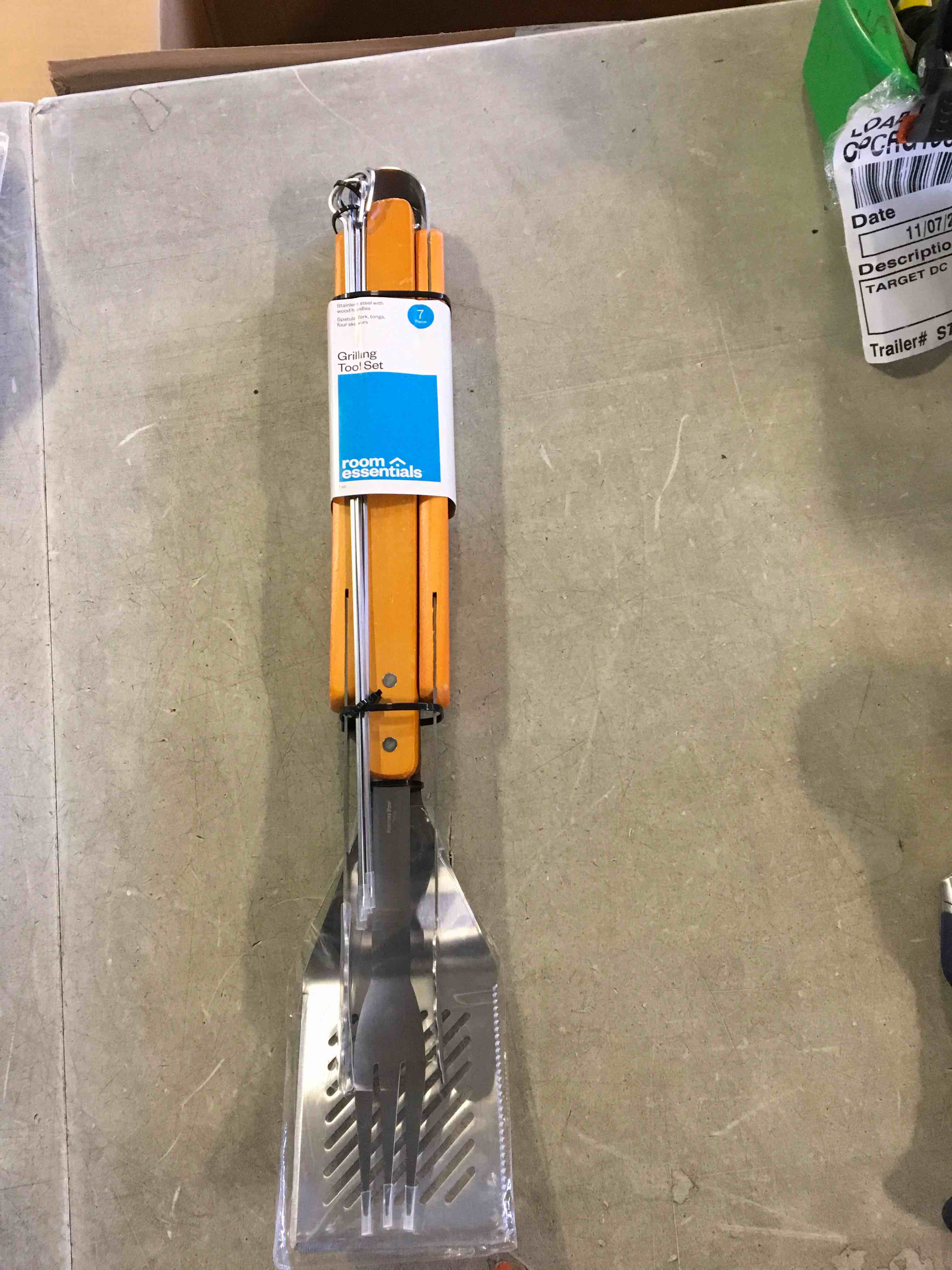 https://s3.amazonaws.com/lotting-images-prod/bidfta/GRN5486737_1699890611286.jpeg