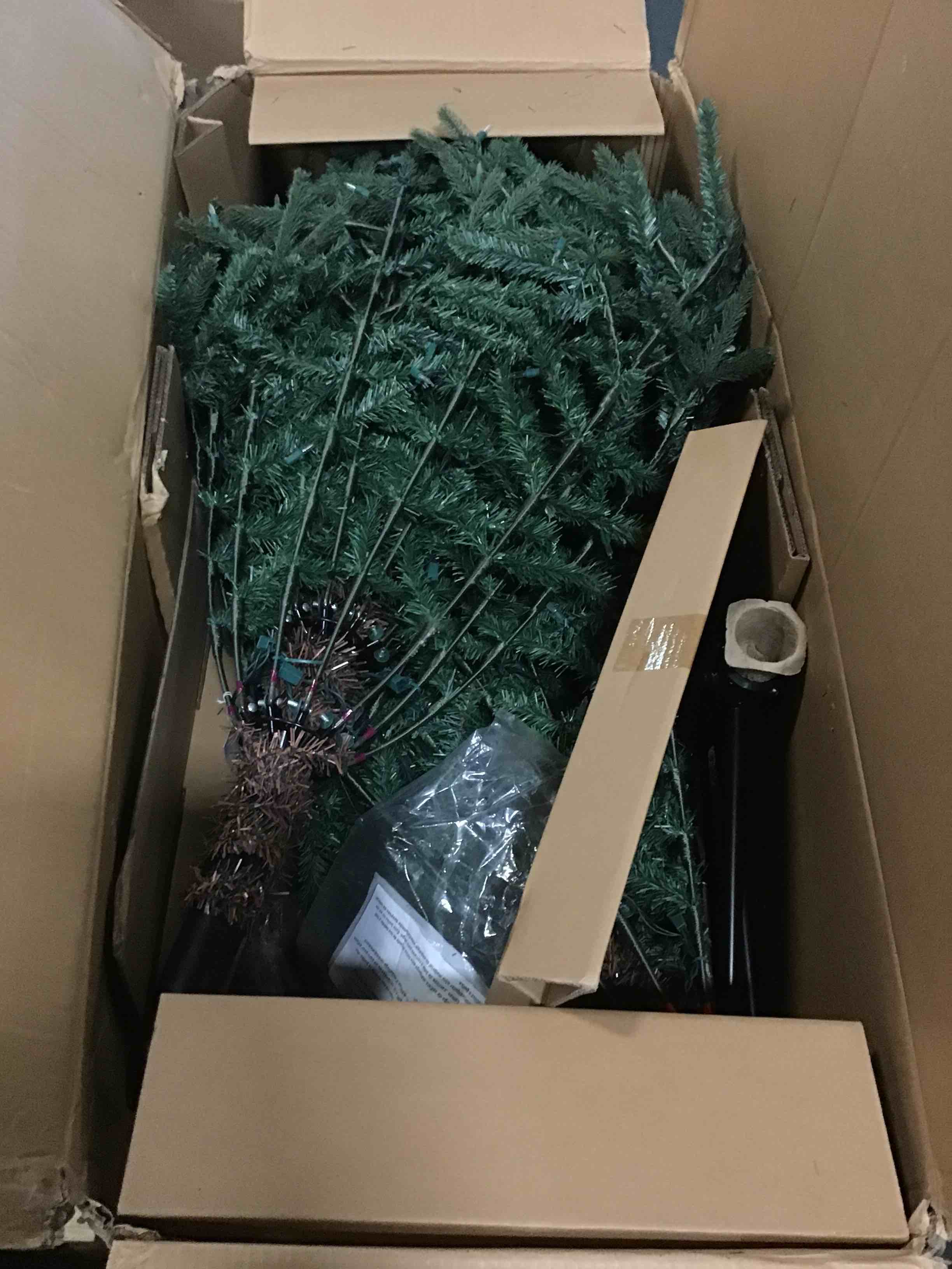 https://s3.amazonaws.com/lotting-images-prod/bidfta/GRN5489718_1702409959694.jpeg