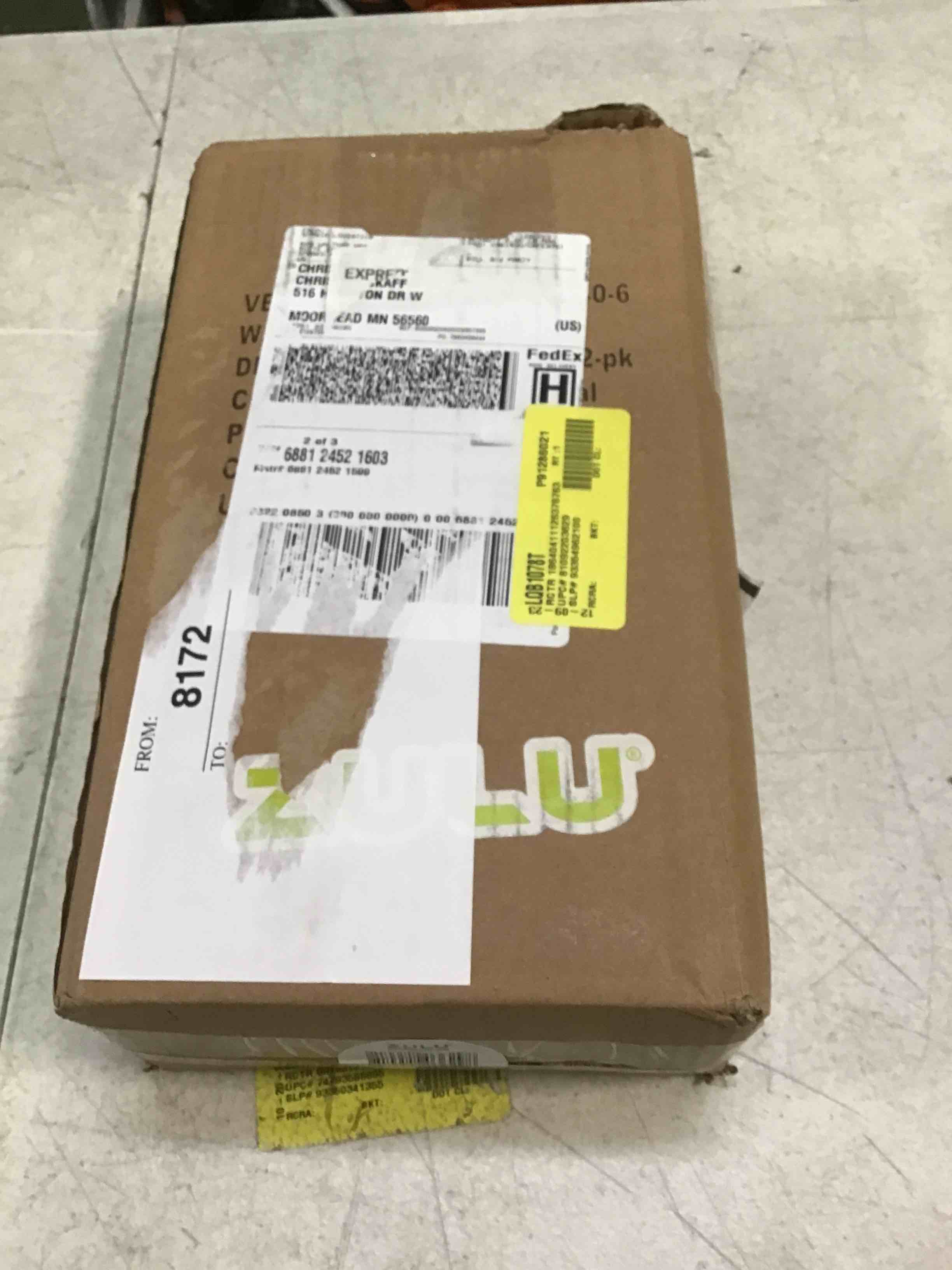 https://s3.amazonaws.com/lotting-images-prod/bidfta/GRN5490025_1702587622335.jpeg