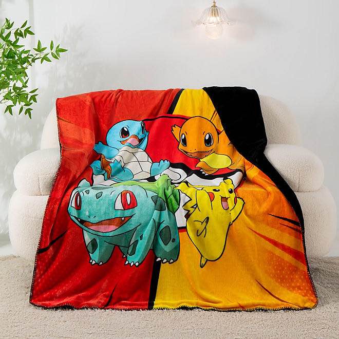 Pokemon "Battle Burst" 50" x 60" Cloud/ Faux Fur Throw