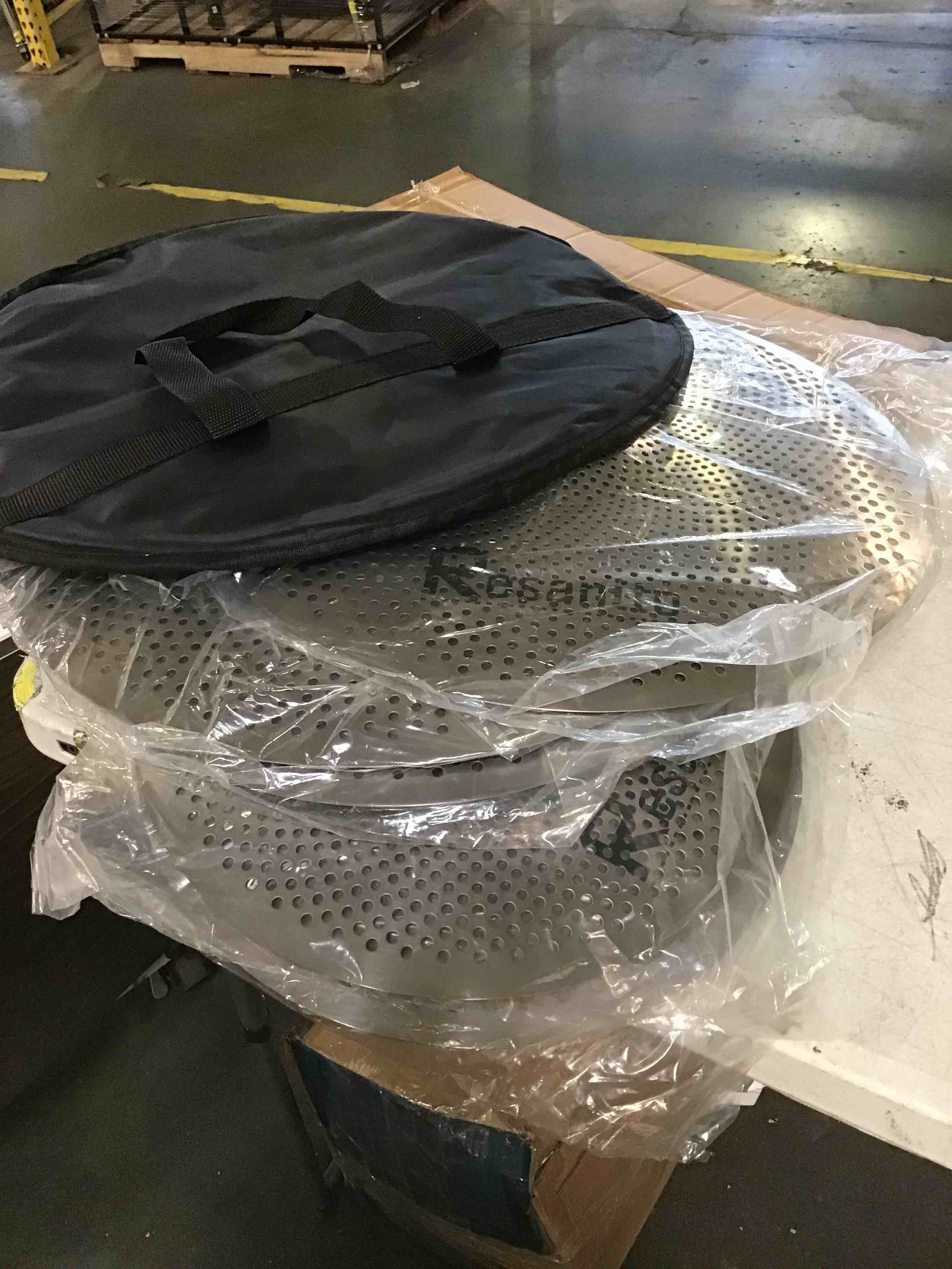 https://s3.amazonaws.com/lotting-images-prod/bidfta/GRN5490276_1703087196149.jpeg