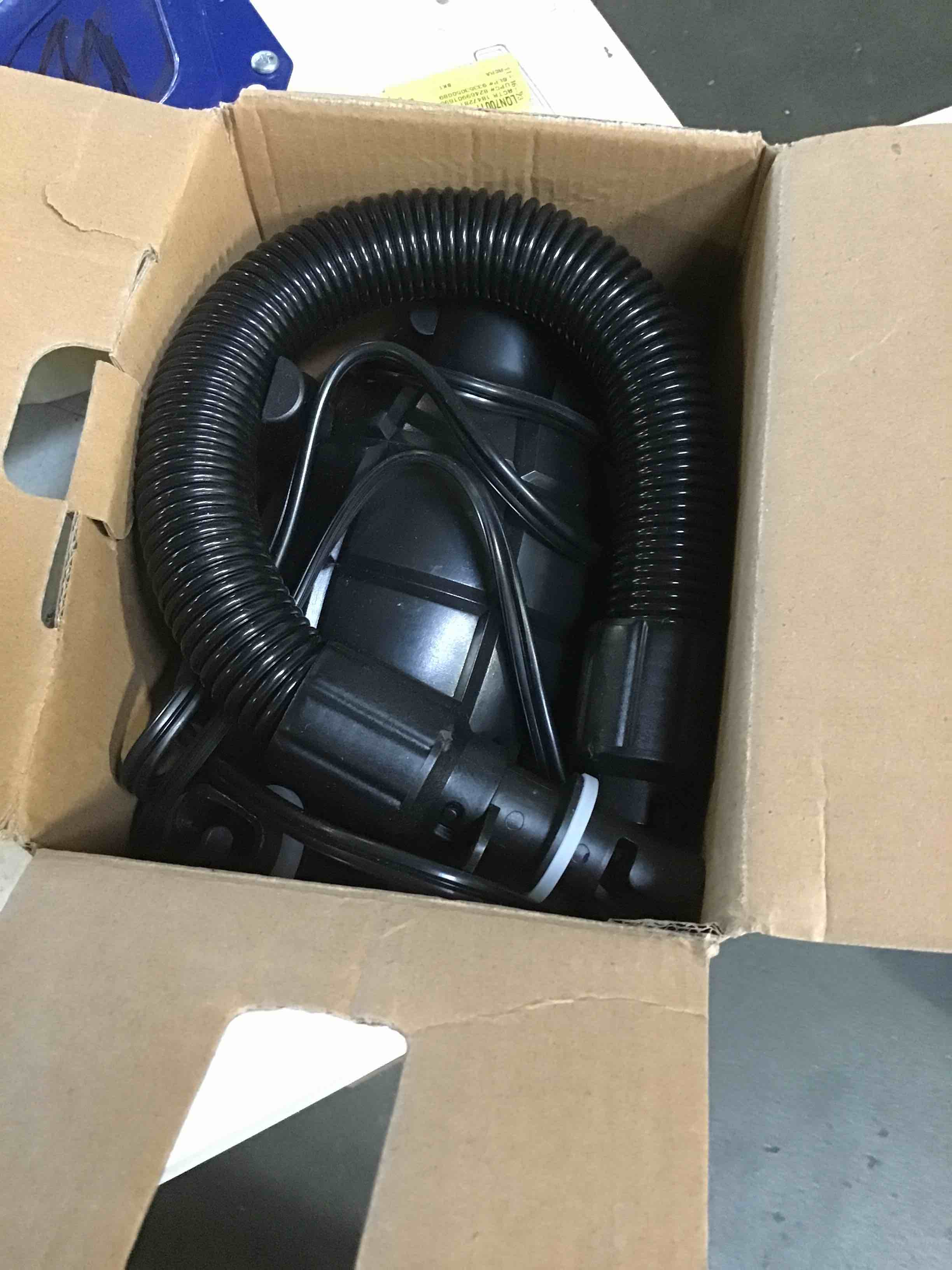 https://s3.amazonaws.com/lotting-images-prod/bidfta/GRN5490279_1703087800086.jpeg