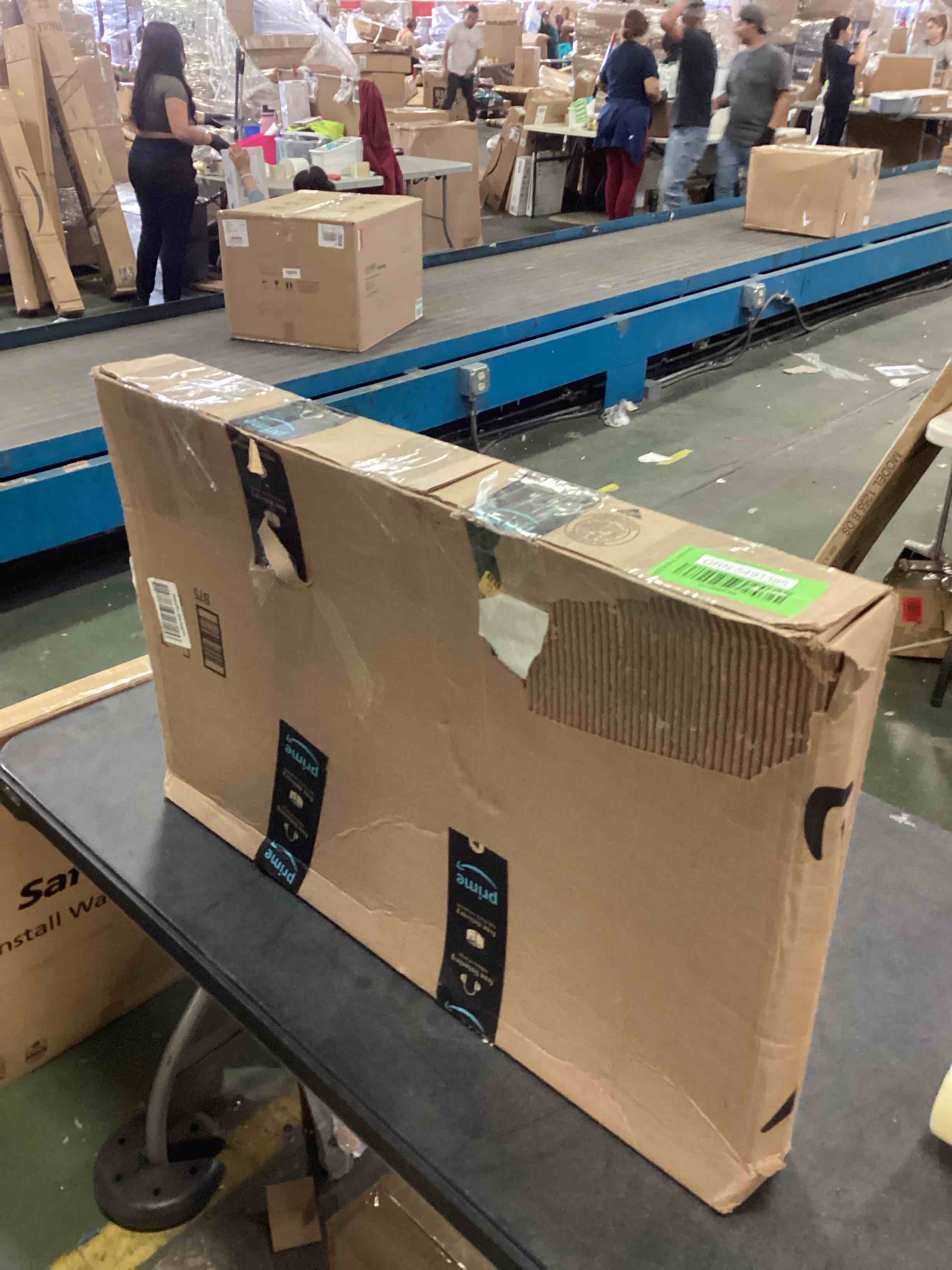 https://s3.amazonaws.com/lotting-images-prod/bidfta/GRN5491385_1699385328479.jpeg