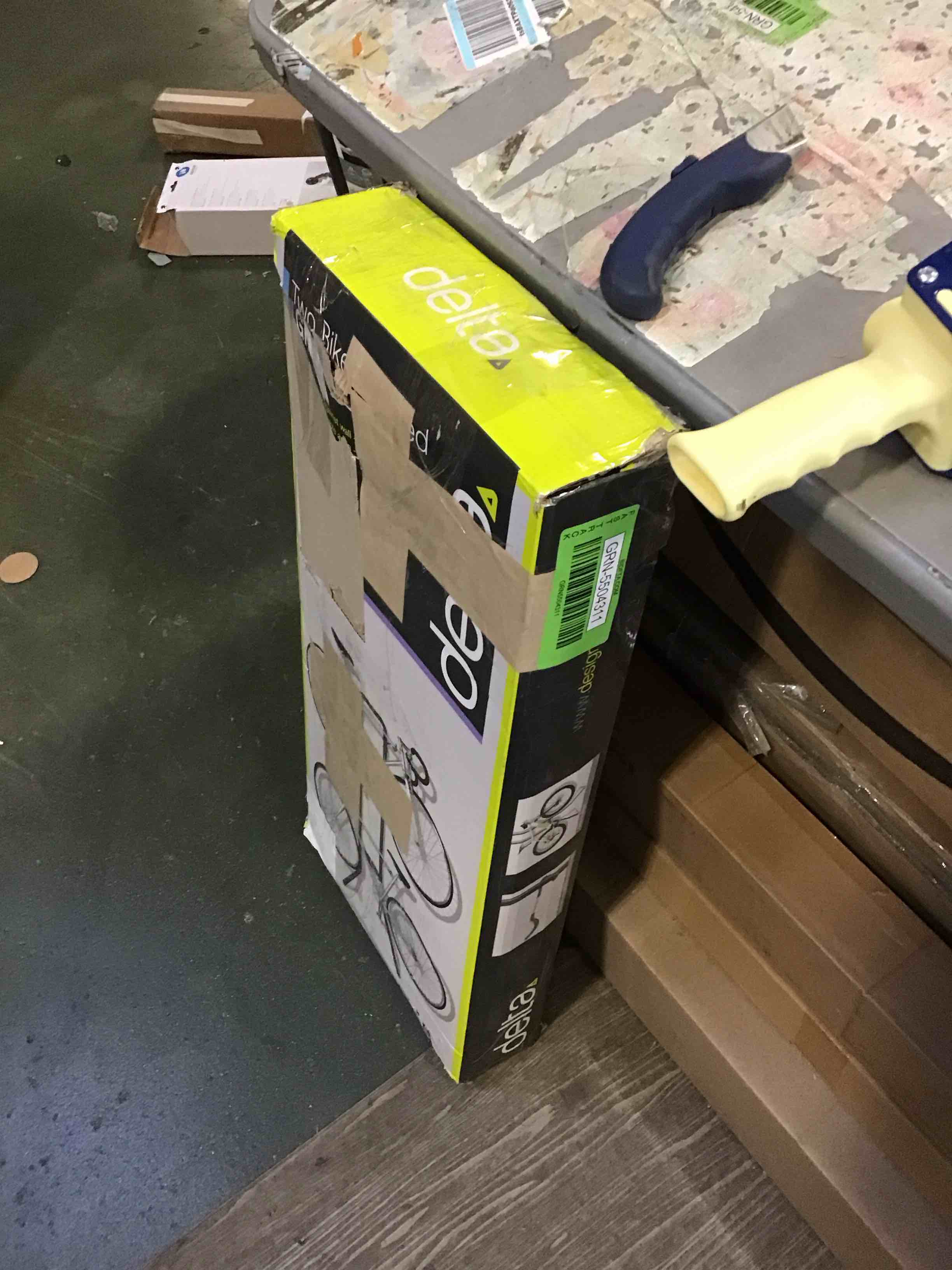 https://s3.amazonaws.com/lotting-images-prod/bidfta/GRN5504311_1701978965267.jpeg
