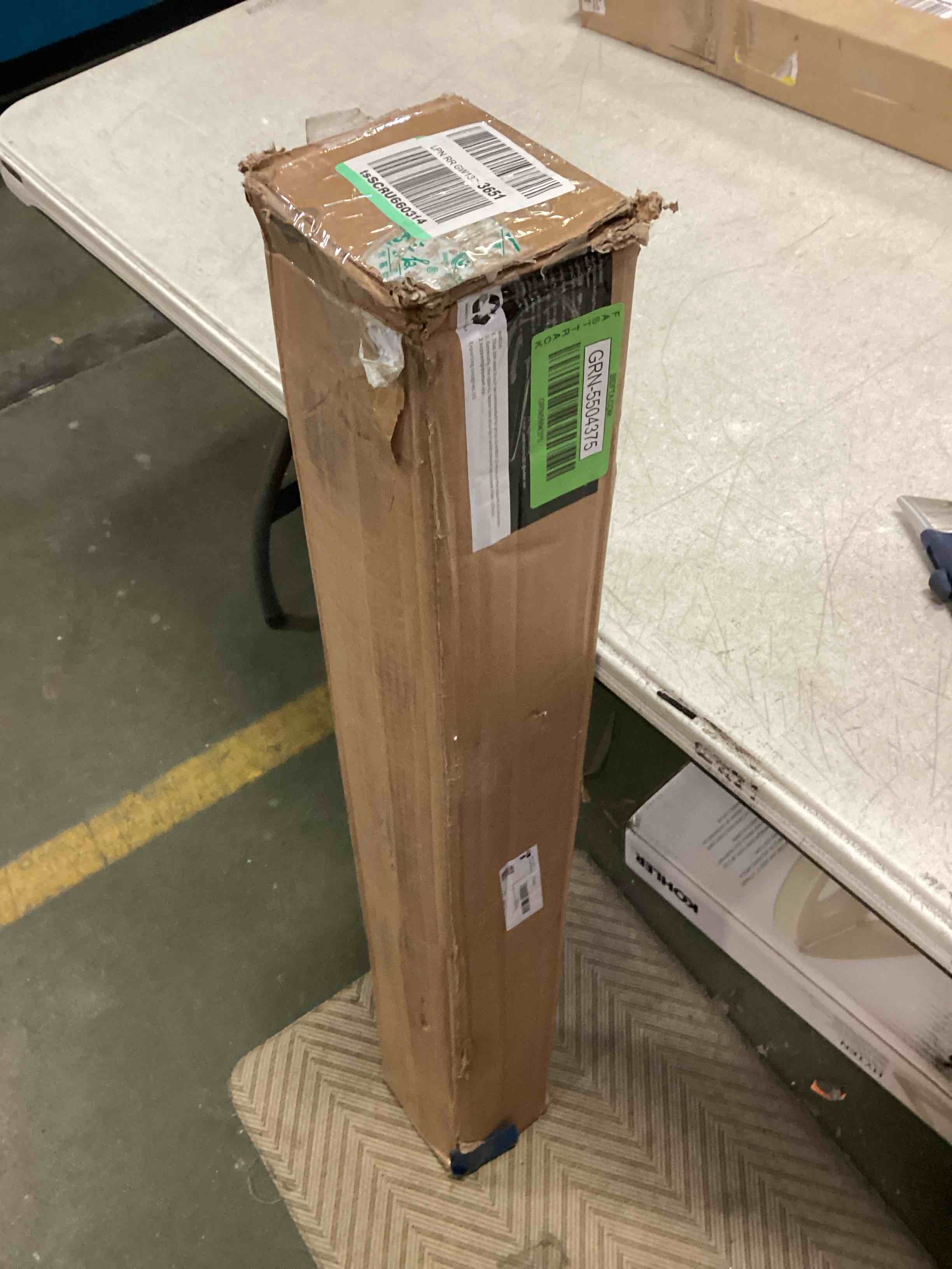 https://s3.amazonaws.com/lotting-images-prod/bidfta/GRN5504375_1702044005108.jpeg