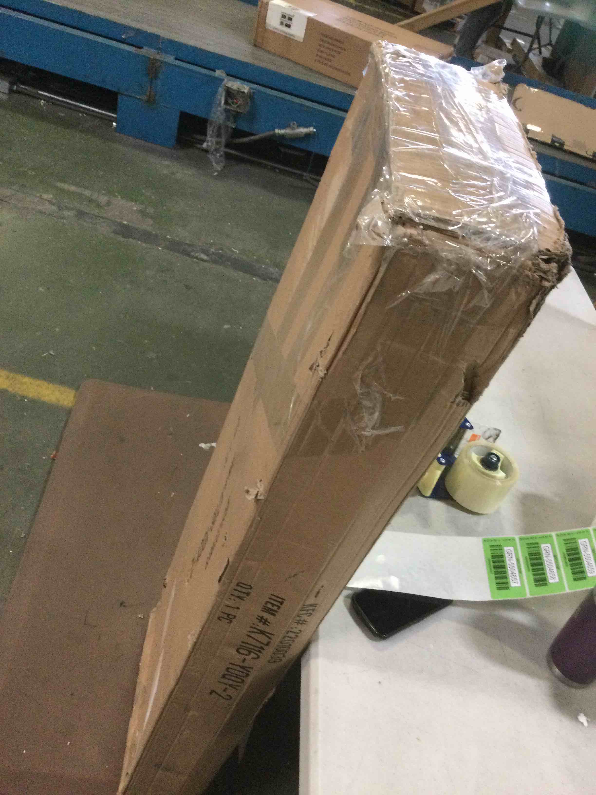 https://s3.amazonaws.com/lotting-images-prod/bidfta/GRN5504657_1702401777449.jpeg