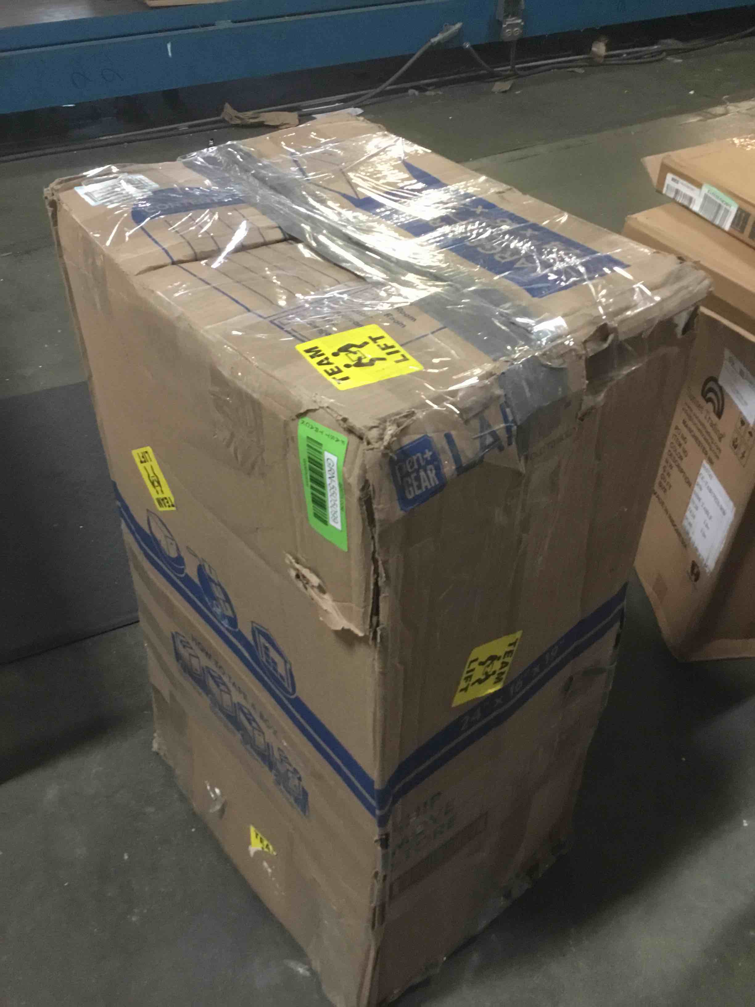 https://s3.amazonaws.com/lotting-images-prod/bidfta/GRN5505099_1702649422912.jpeg