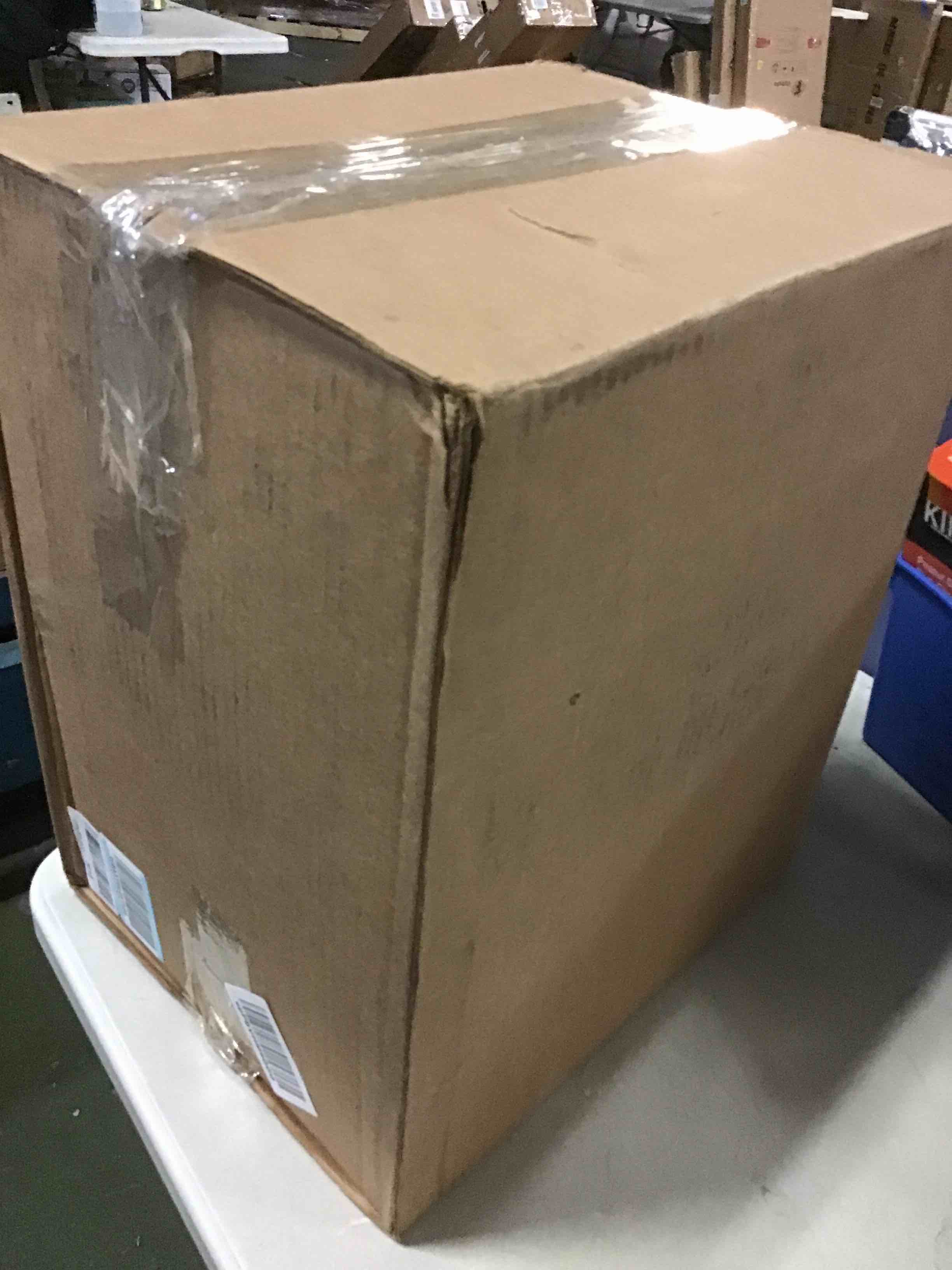 https://s3.amazonaws.com/lotting-images-prod/bidfta/GRN5508896_1702731315077.jpeg