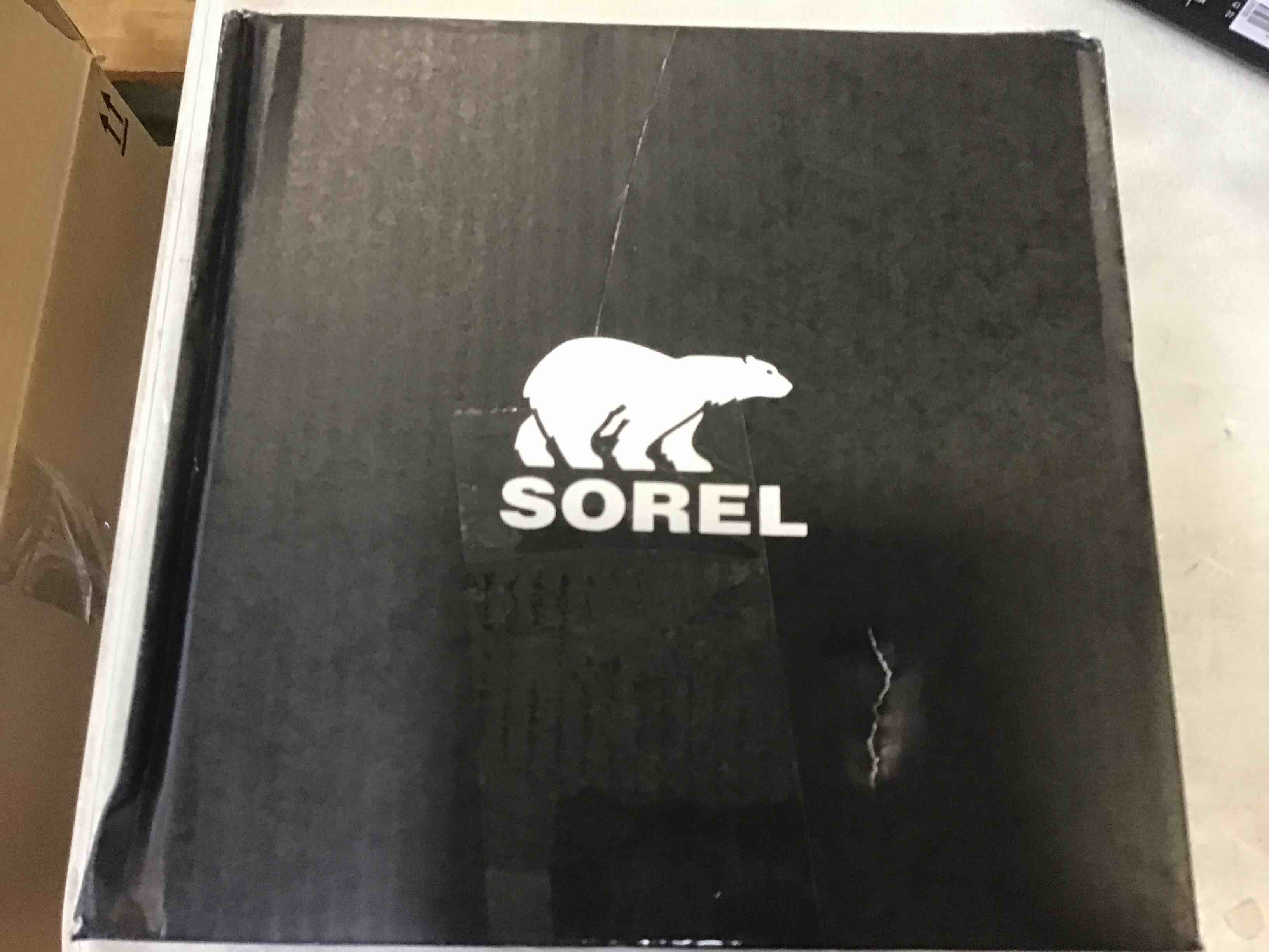 https://s3.amazonaws.com/lotting-images-prod/bidfta/GRN5509672_1704390699101.jpeg