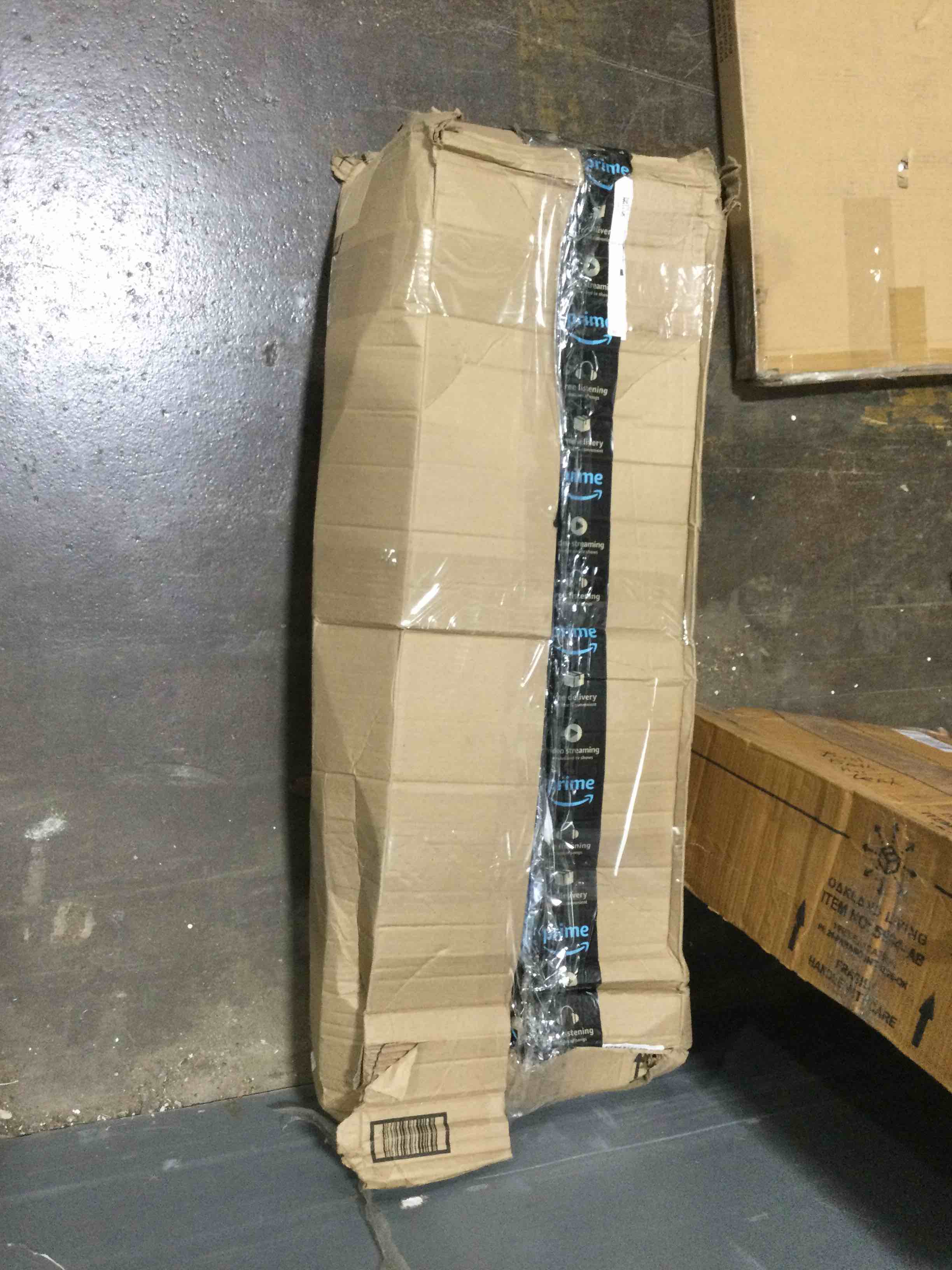 https://s3.amazonaws.com/lotting-images-prod/bidfta/GRN5510341_1702931327484.jpeg
