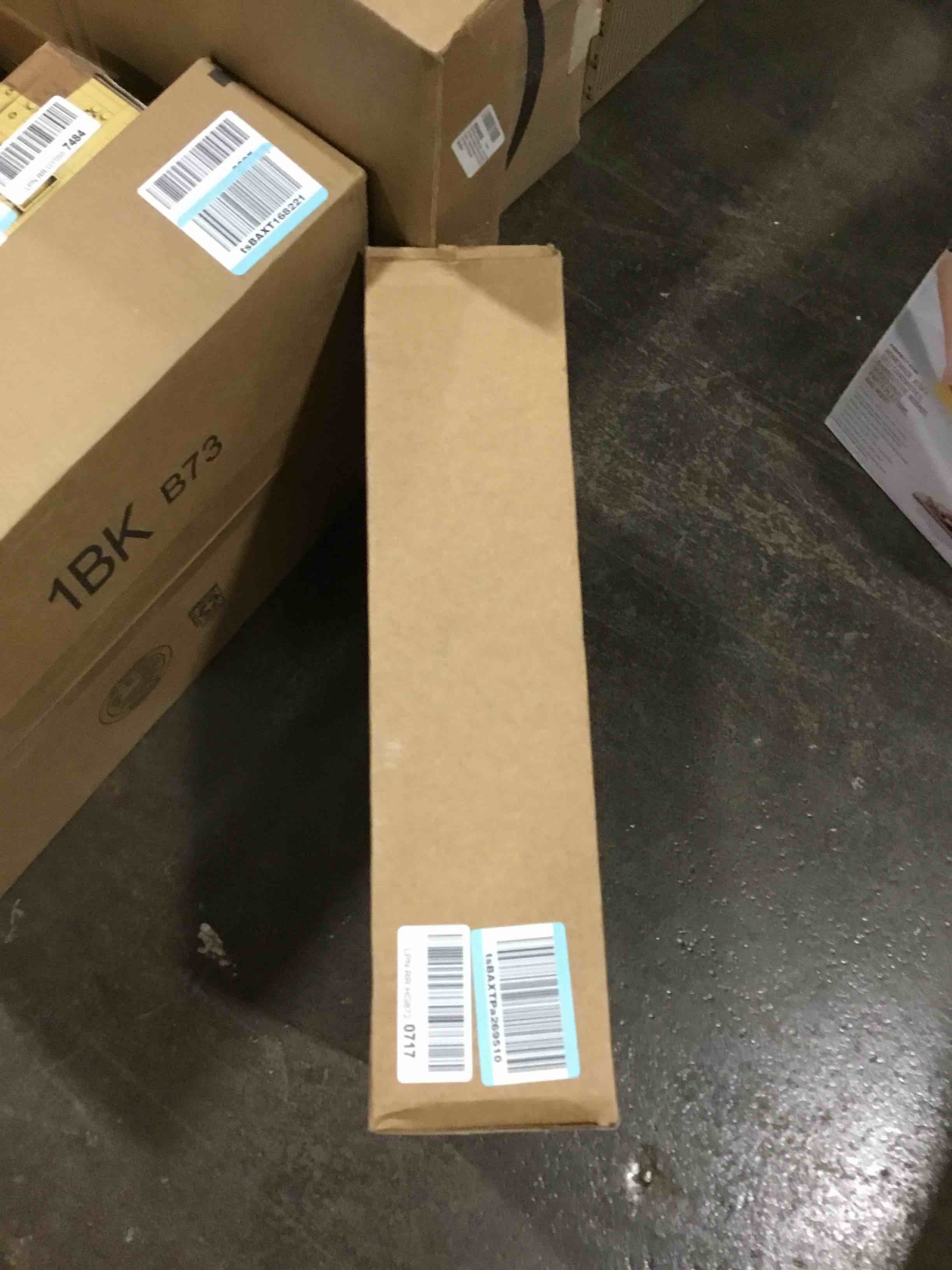https://s3.amazonaws.com/lotting-images-prod/bidfta/GRN5511906_1703683763477.jpeg