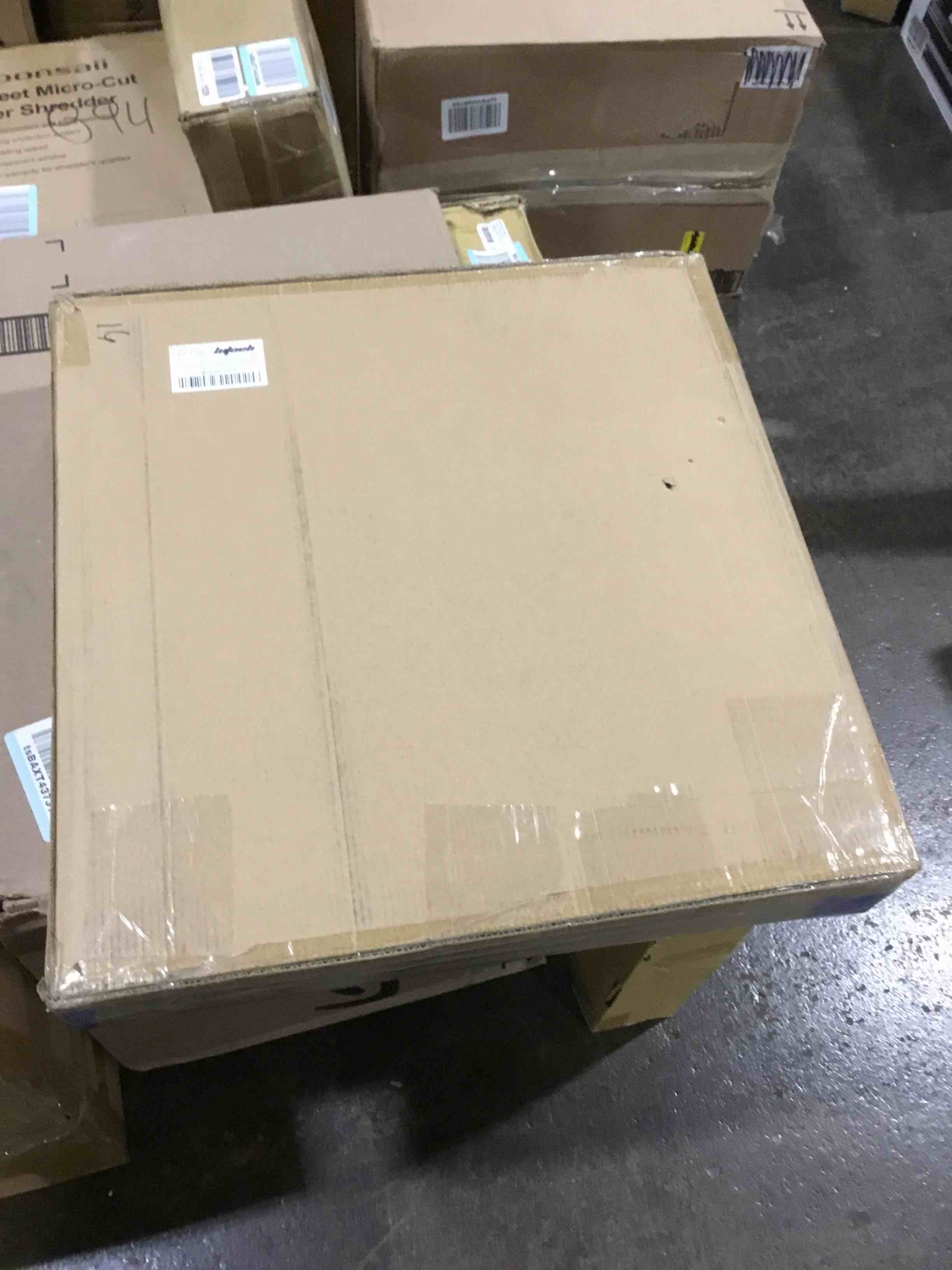 https://s3.amazonaws.com/lotting-images-prod/bidfta/GRN5511913_1703684883222.jpeg