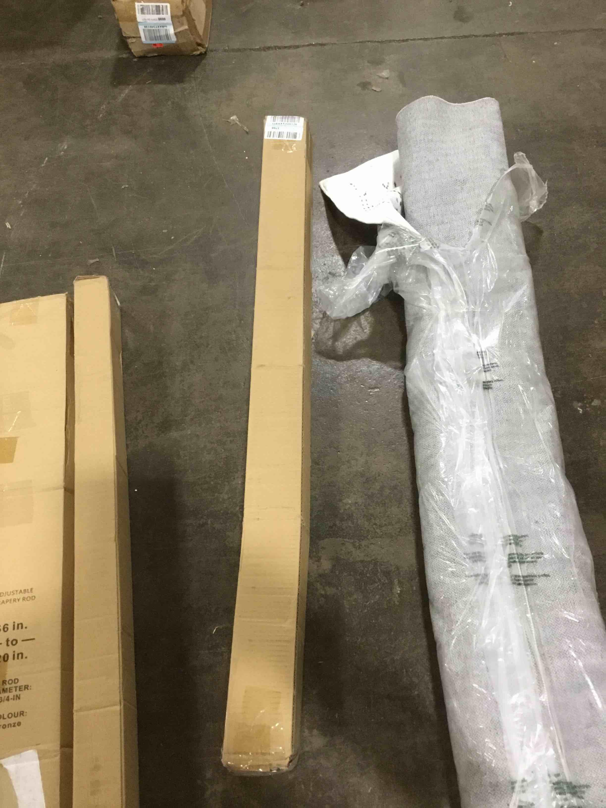 https://s3.amazonaws.com/lotting-images-prod/bidfta/GRN5513038_1702306696939.jpeg