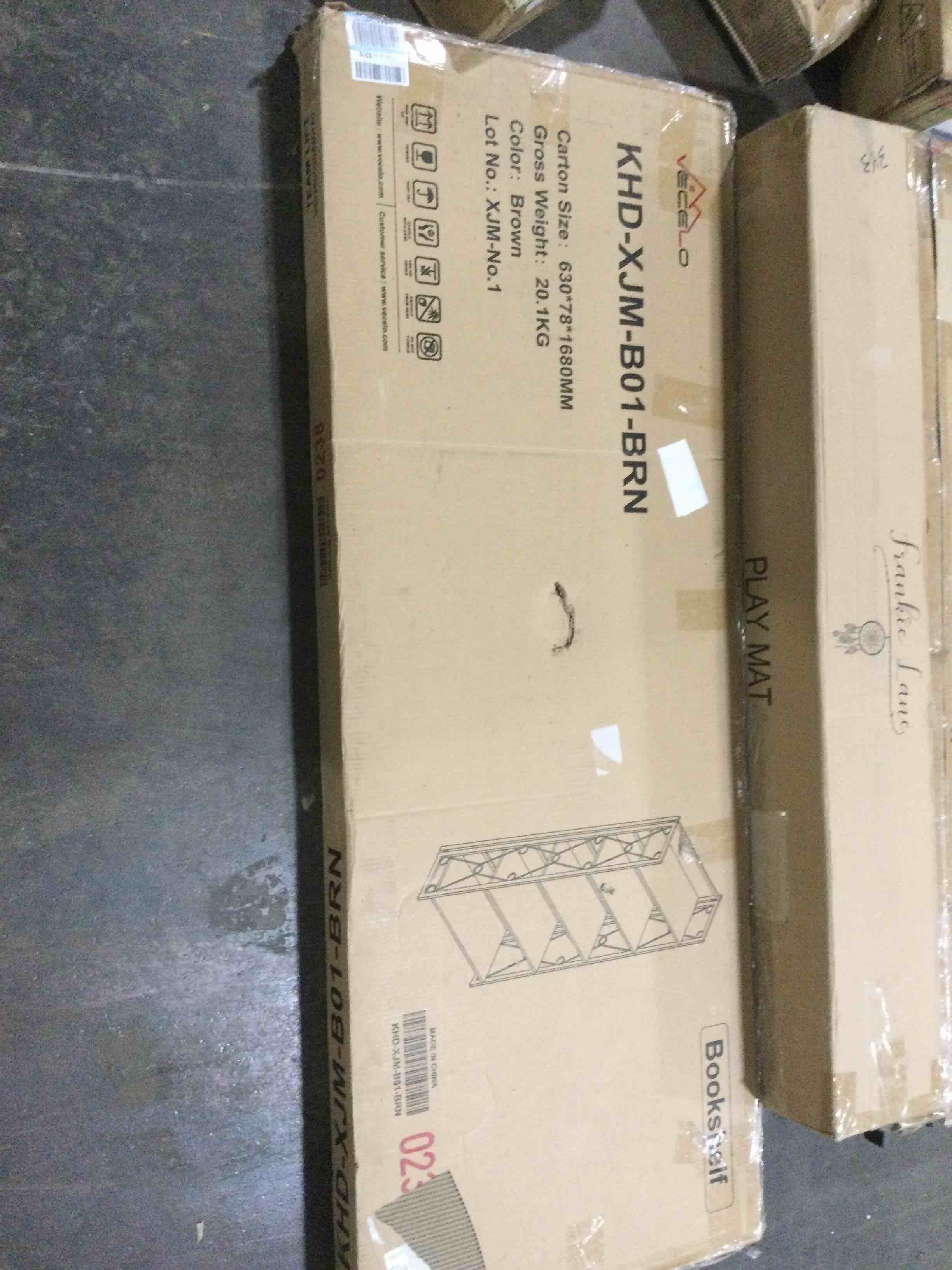 https://s3.amazonaws.com/lotting-images-prod/bidfta/GRN5513219_1702308452916.jpeg
