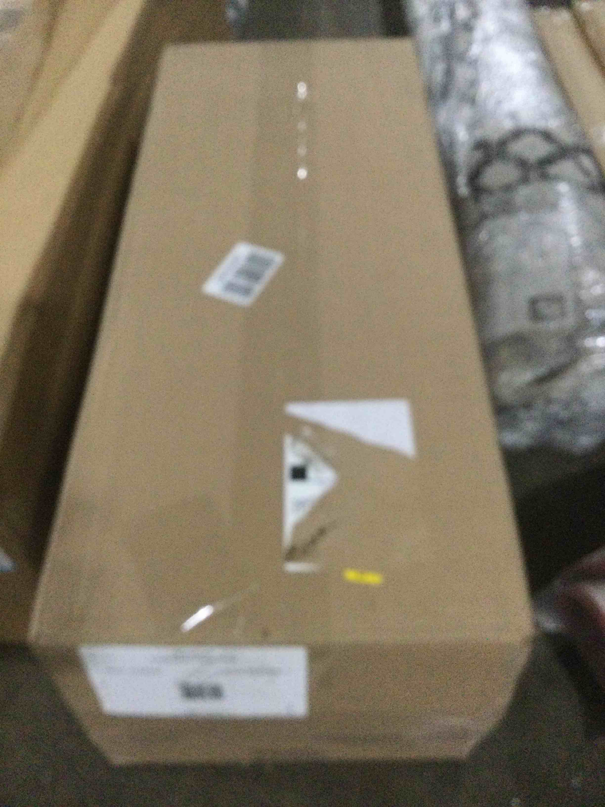 https://s3.amazonaws.com/lotting-images-prod/bidfta/GRN5513661_1702403931225.jpeg