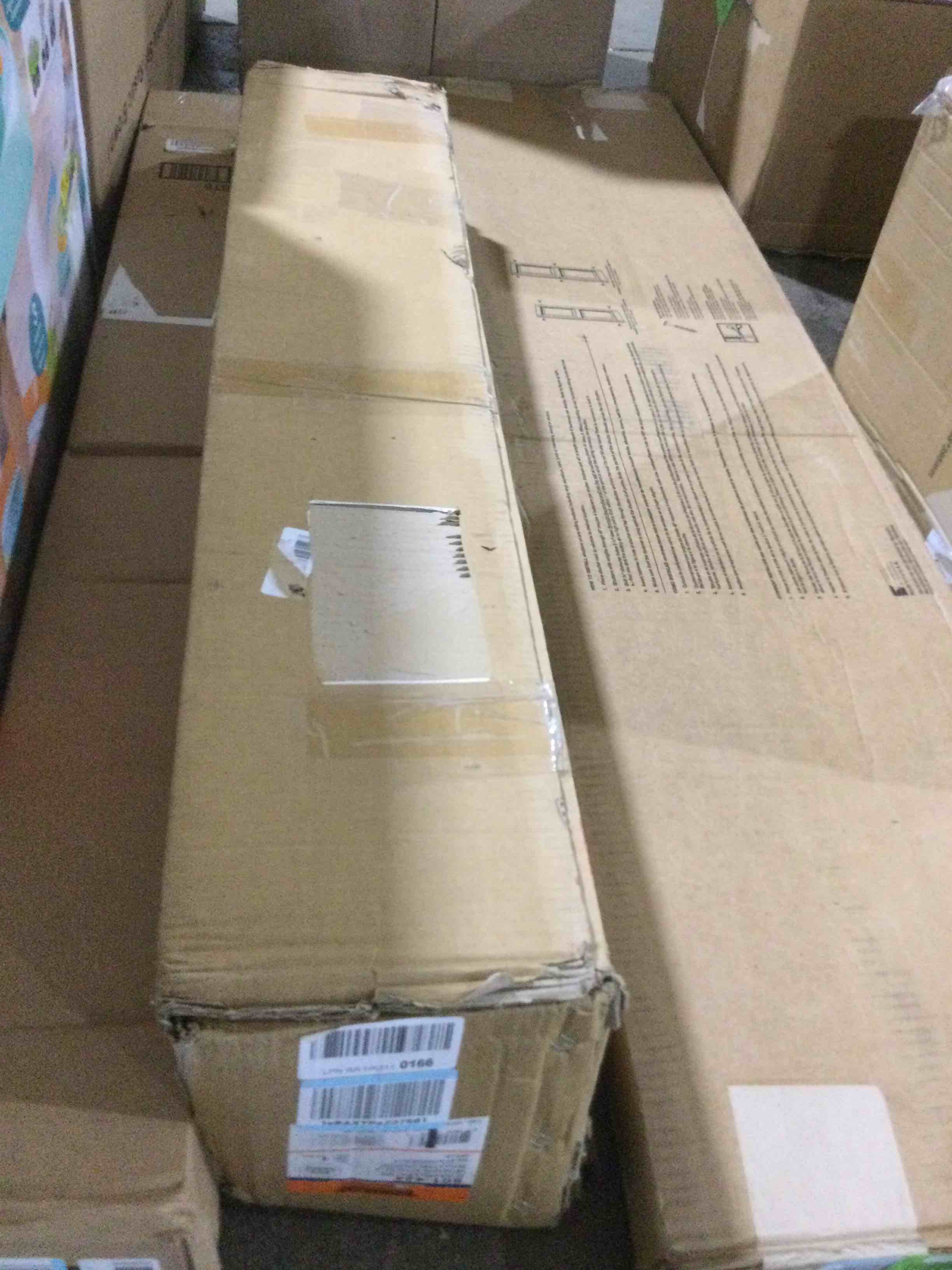 https://s3.amazonaws.com/lotting-images-prod/bidfta/GRN5513950_1702570401661.jpeg