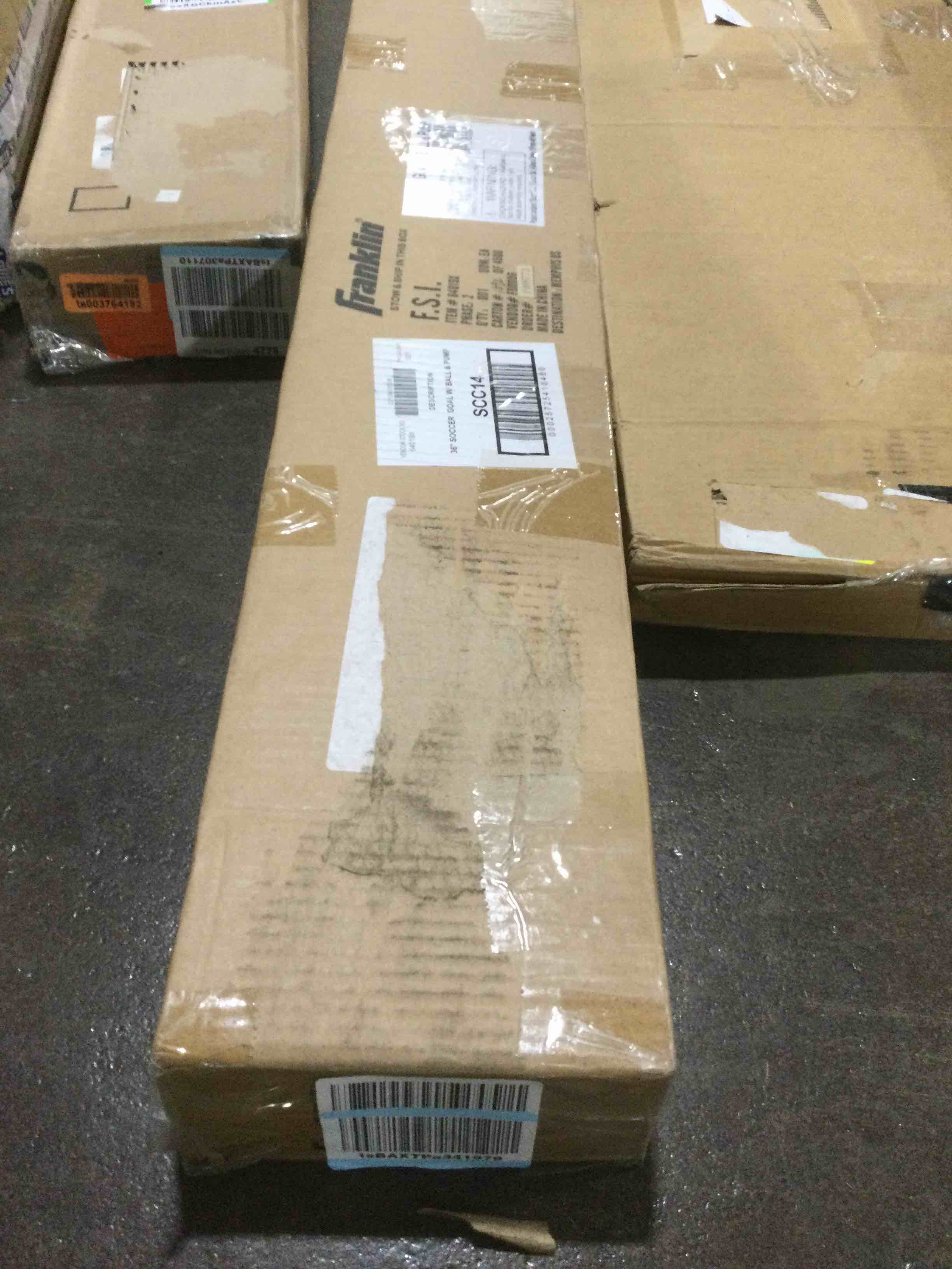 https://s3.amazonaws.com/lotting-images-prod/bidfta/GRN5515901_1702396874904.jpeg