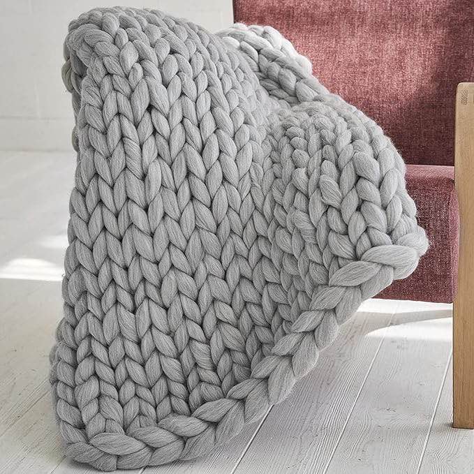 Chunky Knit Blanket Throw Merino Wool (30x40Inch) Giant Thick Yarn Soft Cable Knitted Throw Handmade Home Decorate Grey