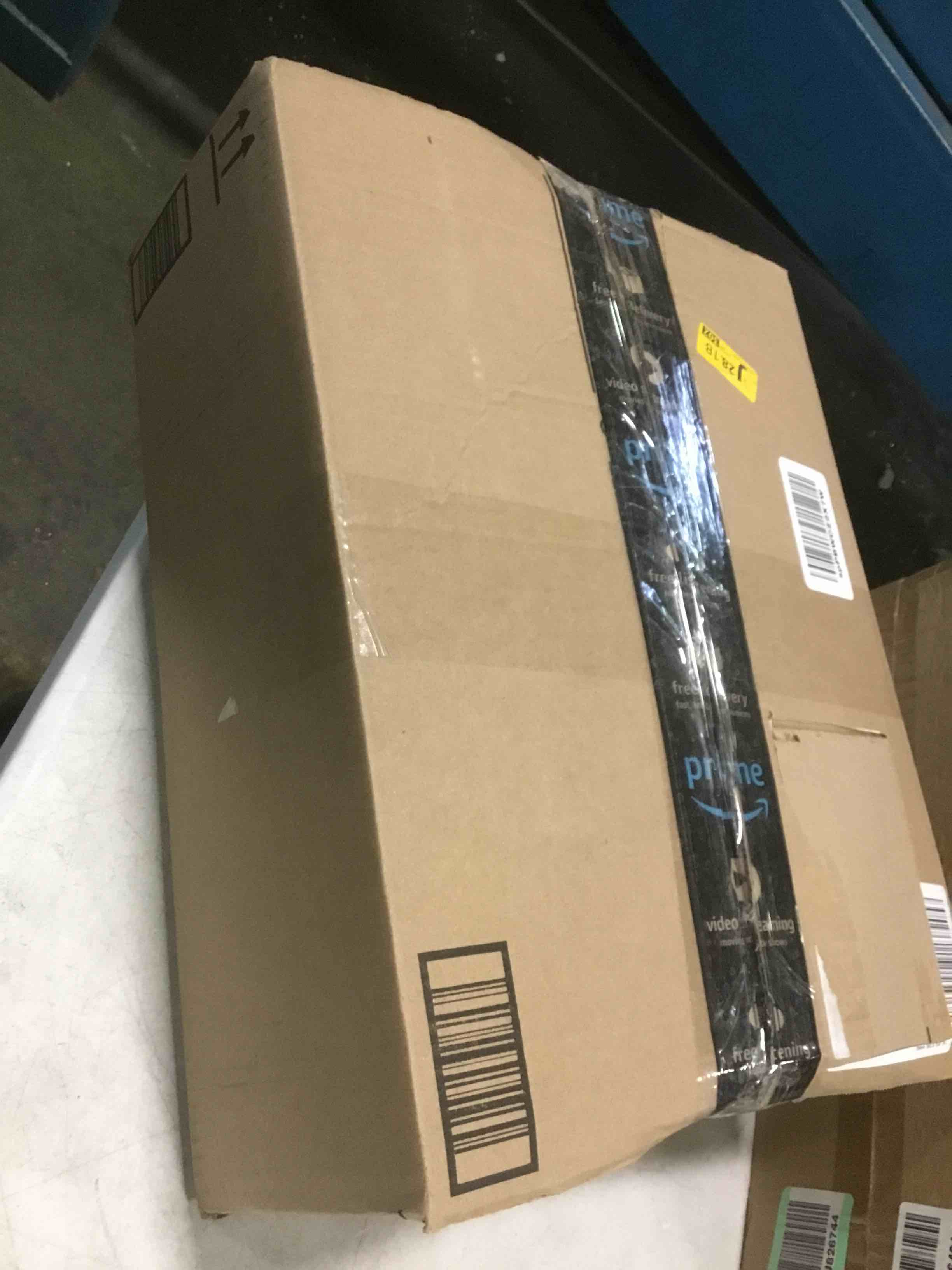 https://s3.amazonaws.com/lotting-images-prod/bidfta/GRN5537382_1703617391846.jpeg