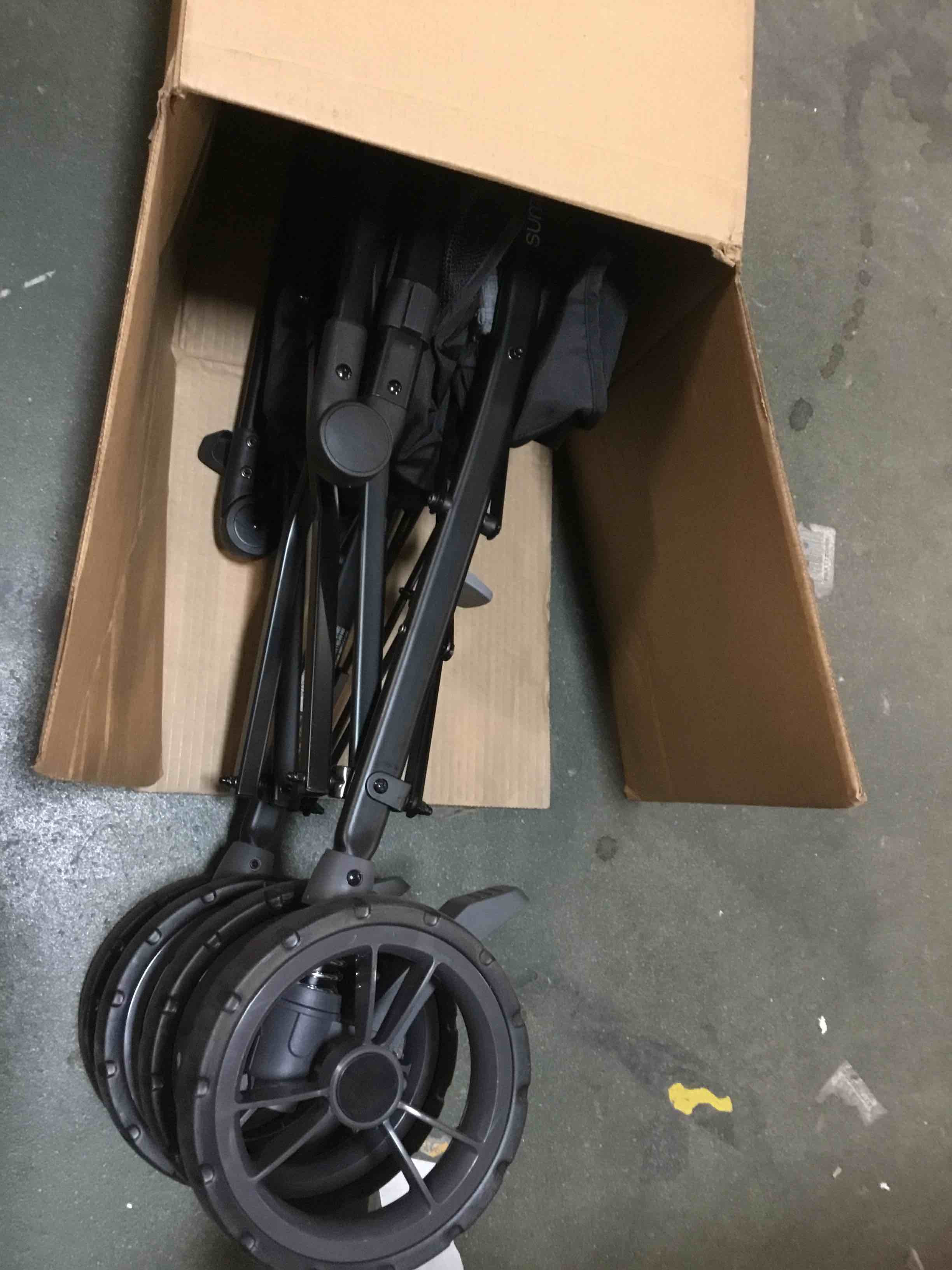 https://s3.amazonaws.com/lotting-images-prod/bidfta/GRN5539560_1704547984821.jpeg