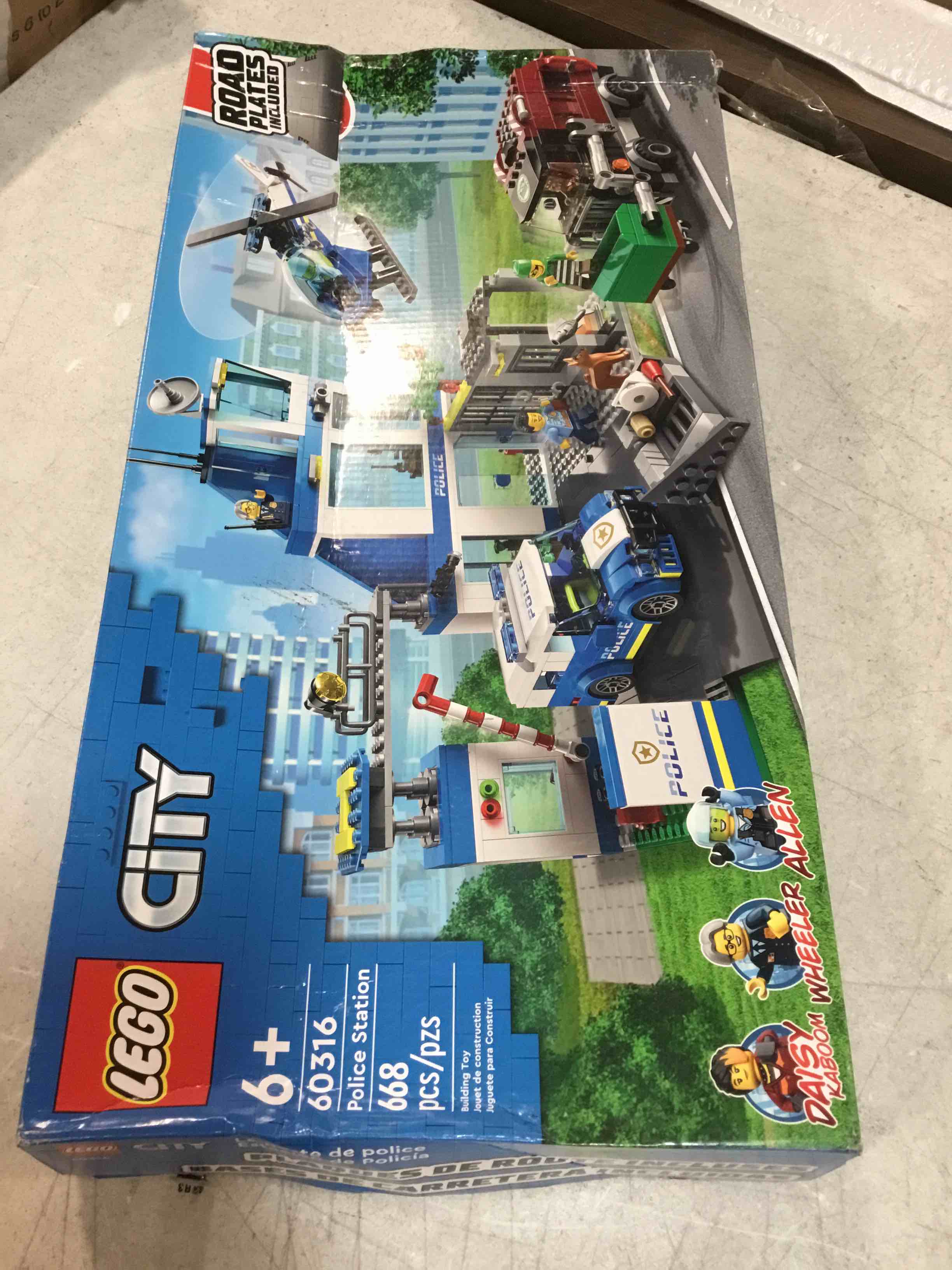 https://s3.amazonaws.com/lotting-images-prod/bidfta/GRN5539608_1704559445920.jpeg