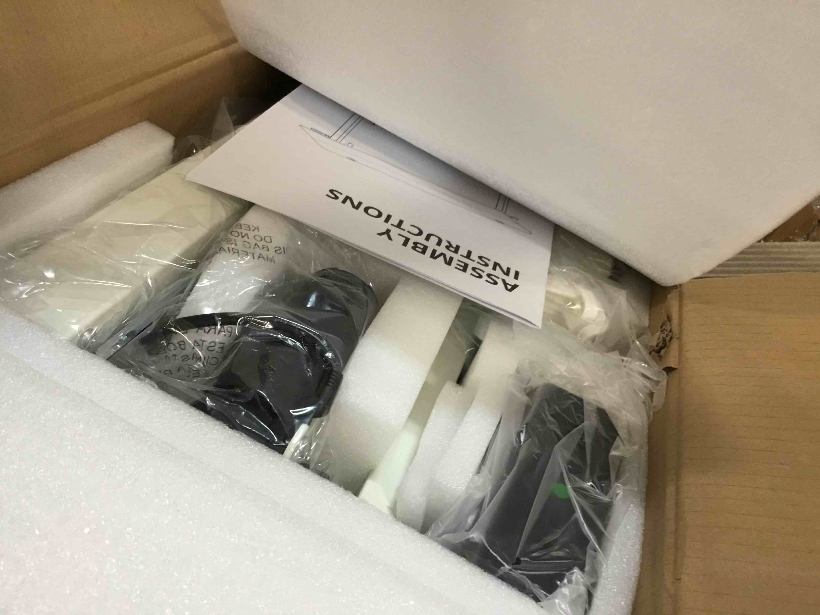 https://s3.amazonaws.com/lotting-images-prod/bidfta/GRN5539850_1704825687975.jpeg