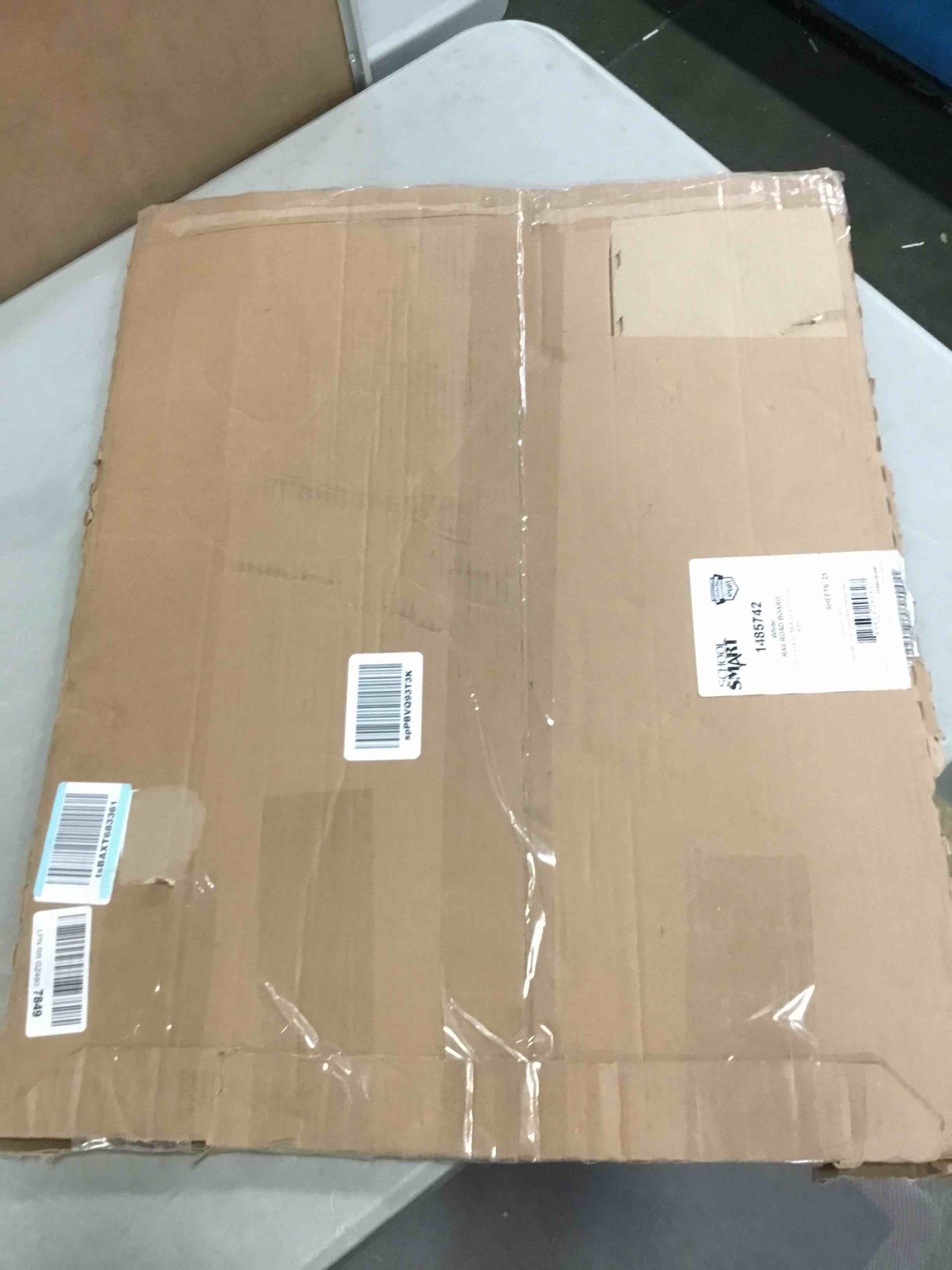 https://s3.amazonaws.com/lotting-images-prod/bidfta/GRN5544473_1697644820431.jpeg