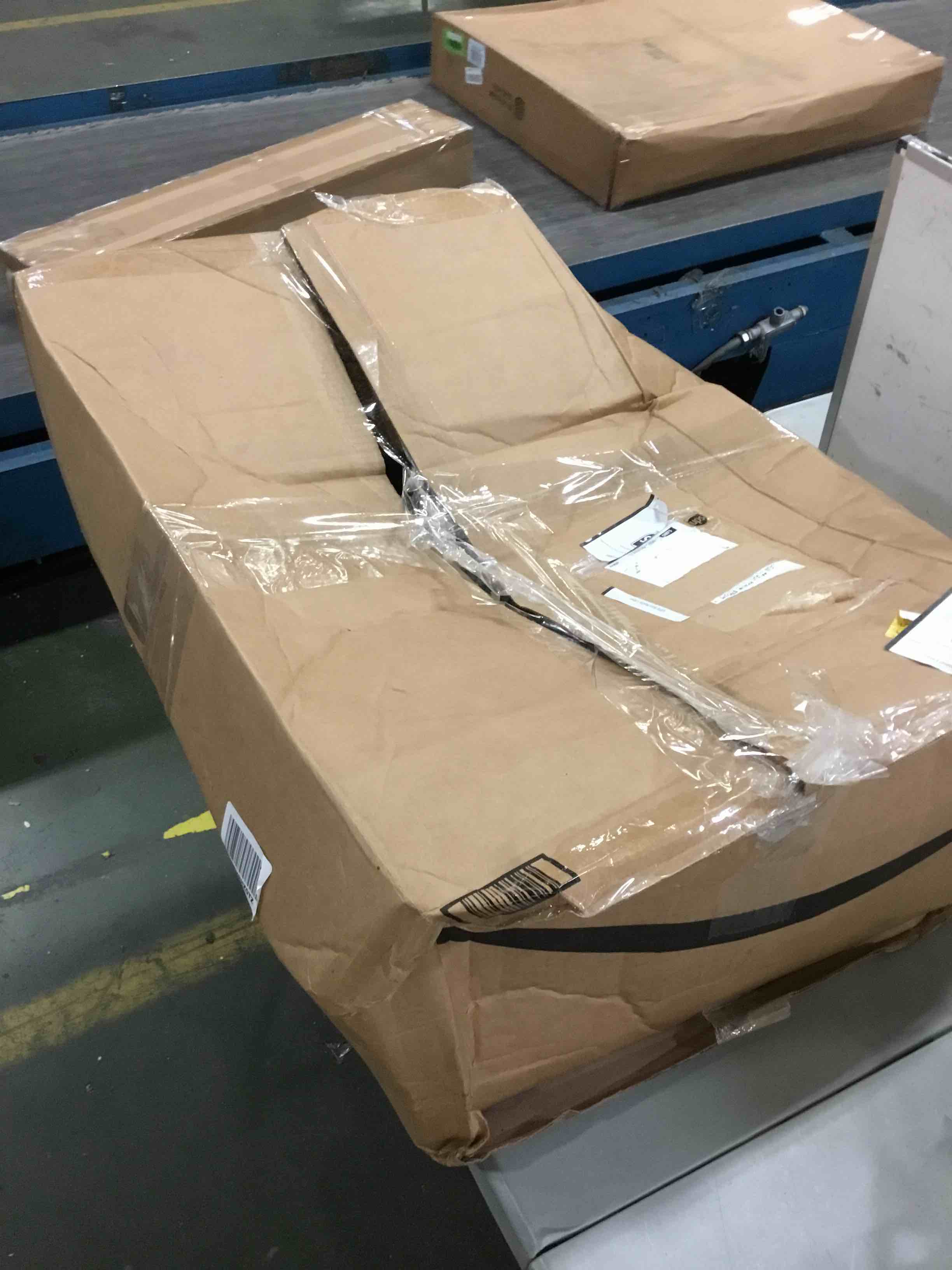 https://s3.amazonaws.com/lotting-images-prod/bidfta/GRN5544710_1697744062843.jpeg