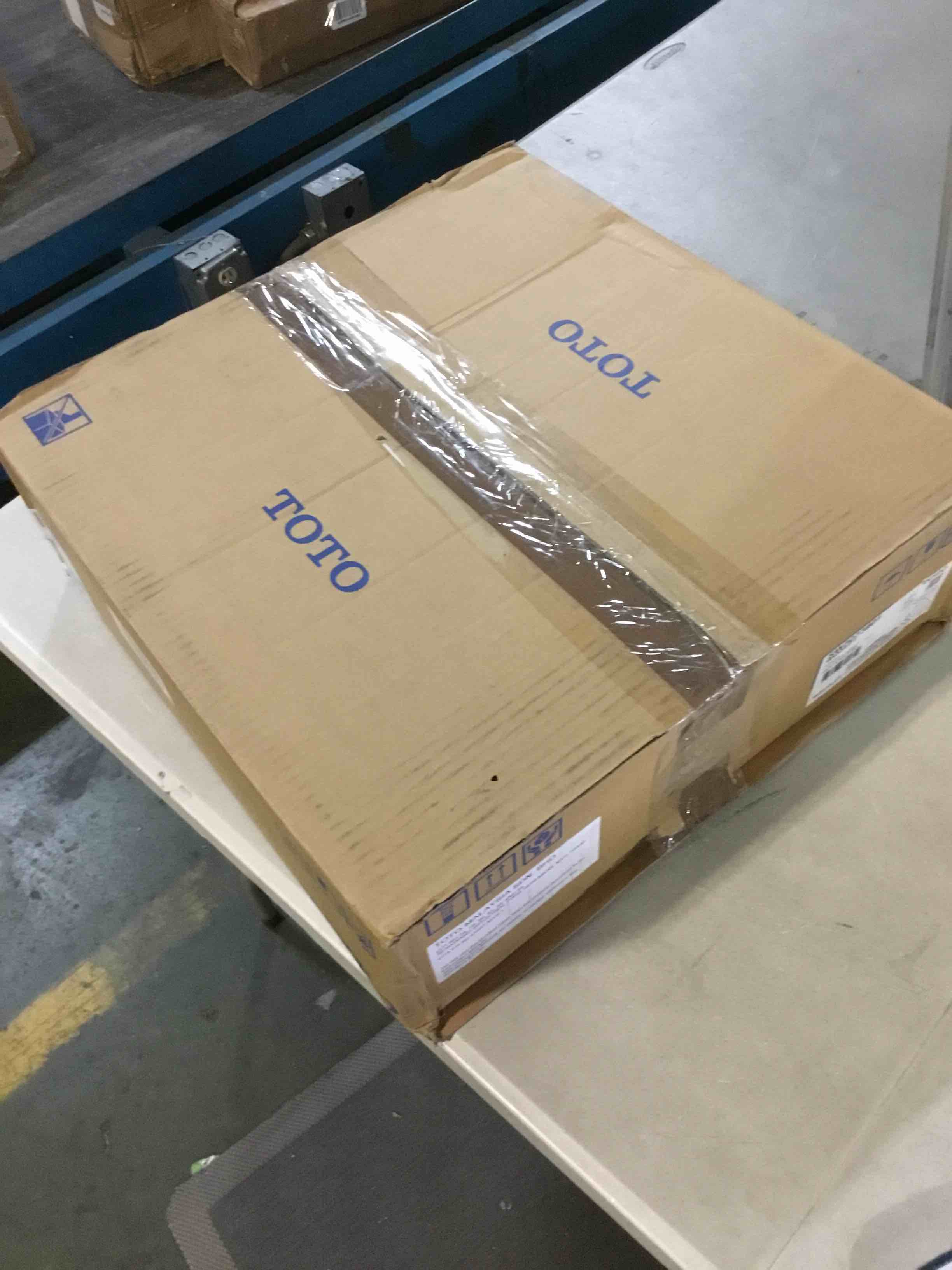 https://s3.amazonaws.com/lotting-images-prod/bidfta/GRN5545555_1698692297540.jpeg