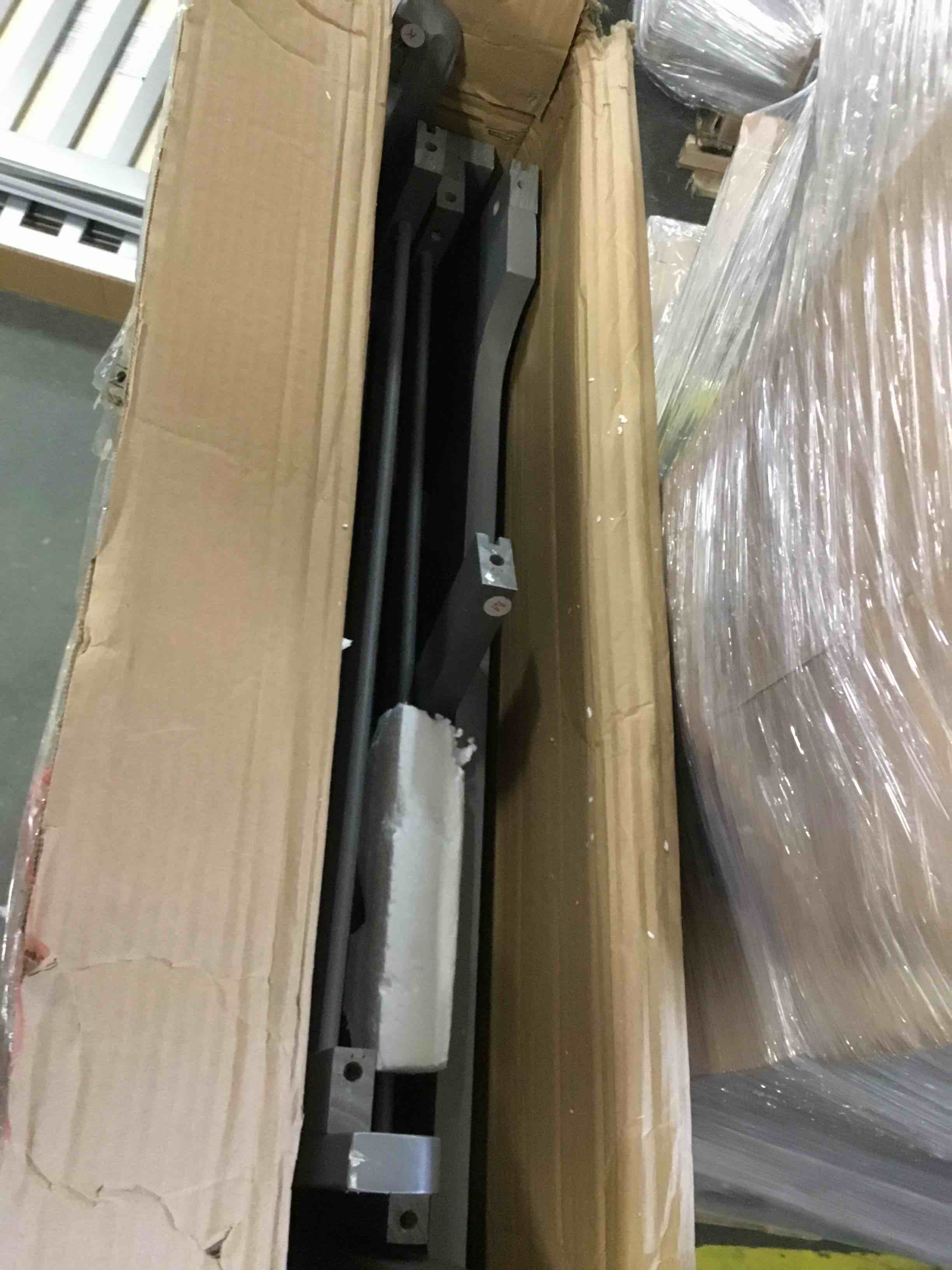 https://s3.amazonaws.com/lotting-images-prod/bidfta/GRN5545732_1698774721536.jpeg