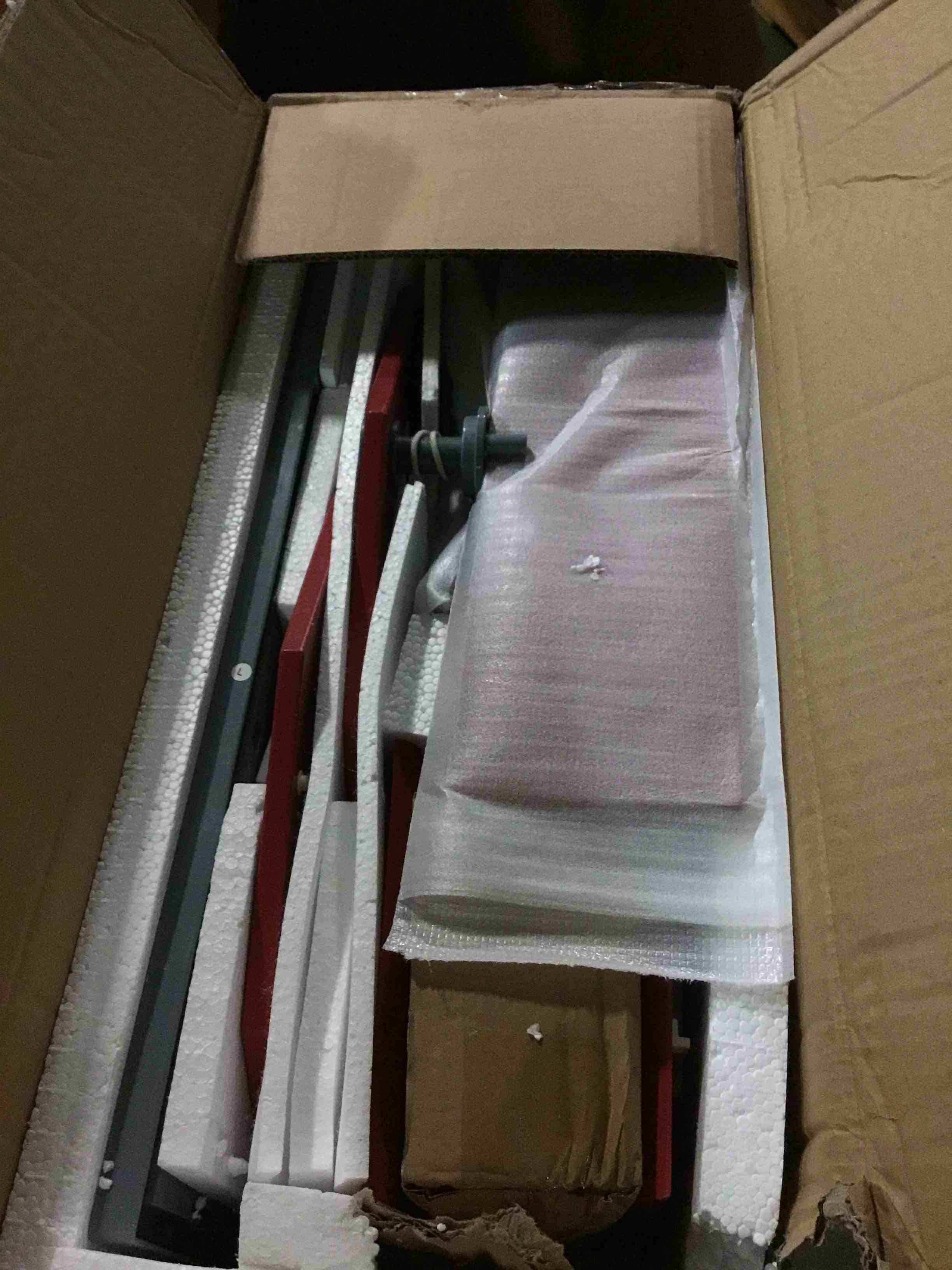 https://s3.amazonaws.com/lotting-images-prod/bidfta/GRN5554112_1698665631668.jpeg