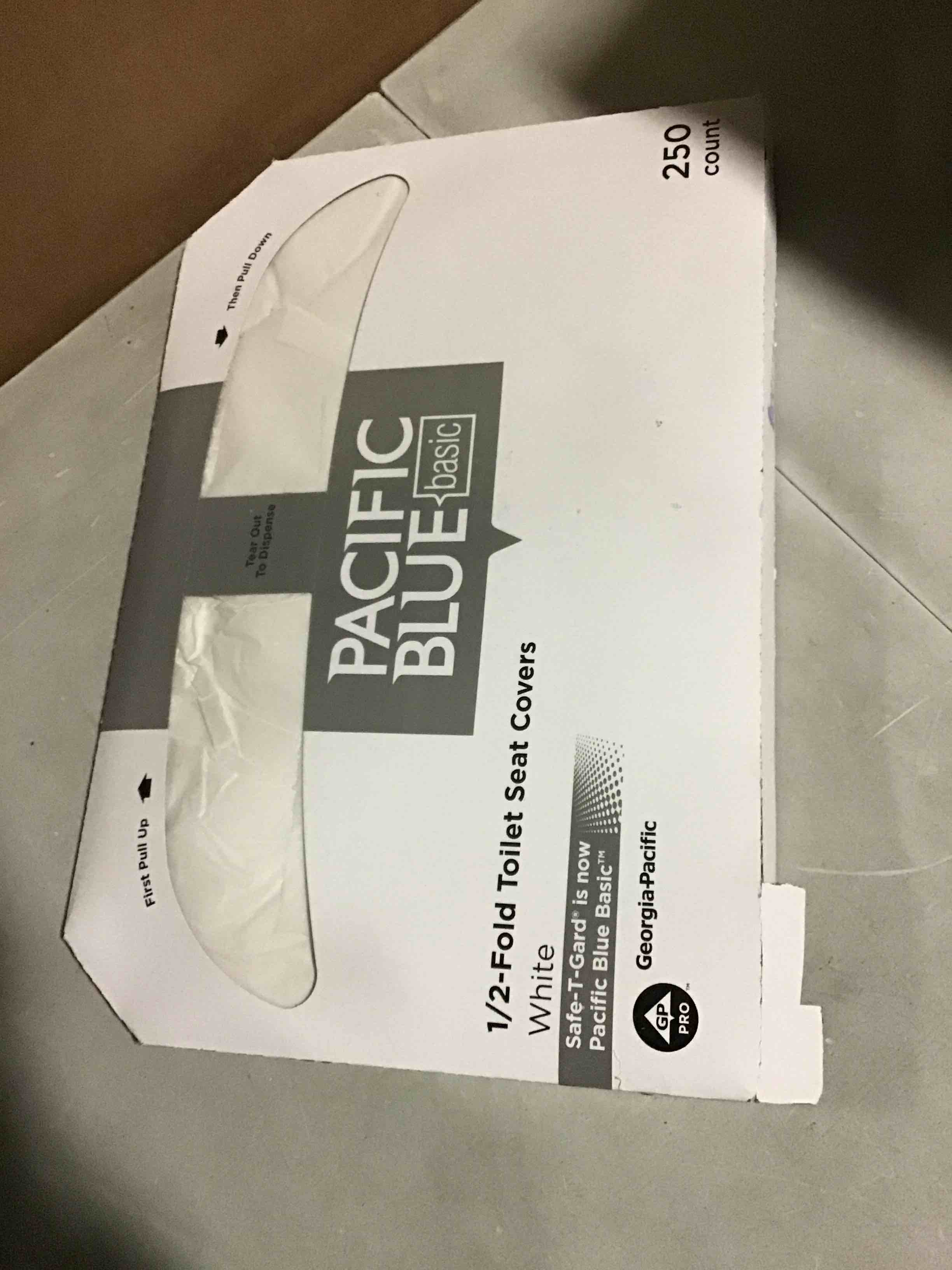 https://s3.amazonaws.com/lotting-images-prod/bidfta/GRN5555383_1696591445165.jpeg
