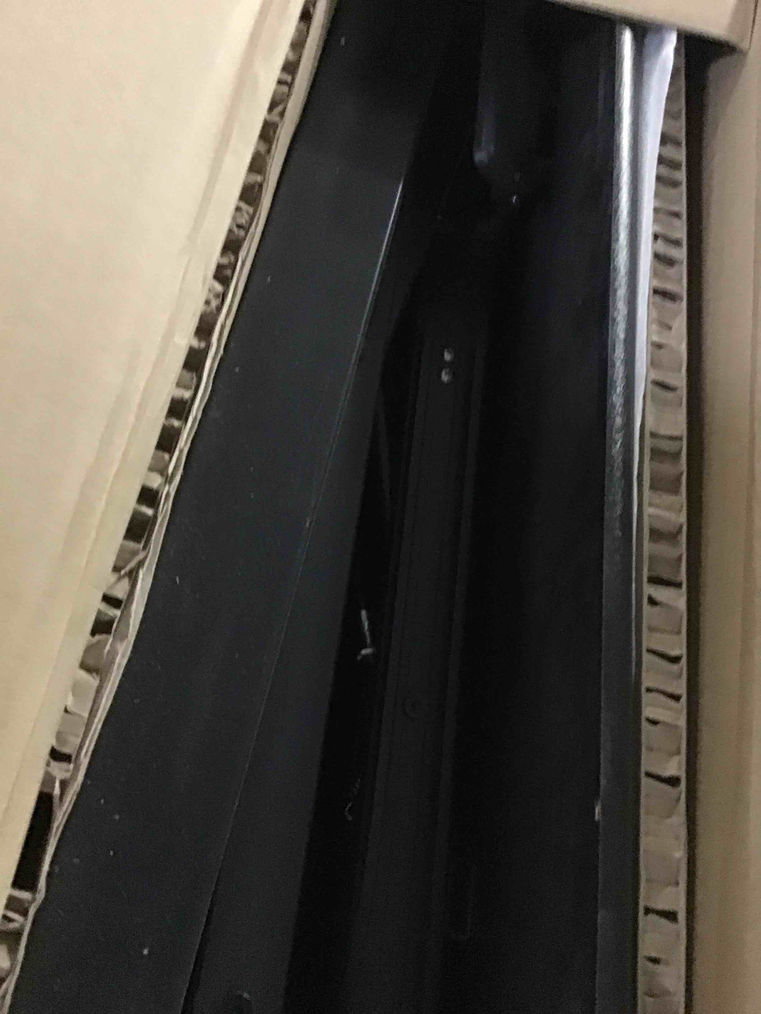 https://s3.amazonaws.com/lotting-images-prod/bidfta/GRN5556344_1697300467222.jpeg